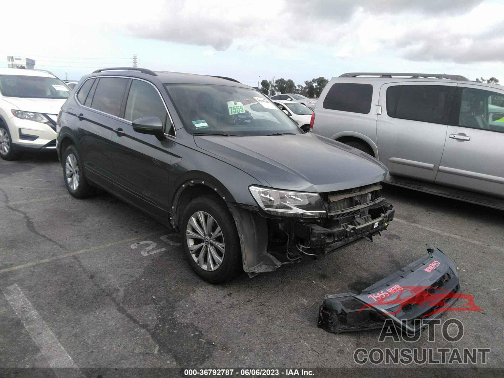 VOLKSWAGEN TIGUAN 2019 - 3VV3B7AX9KM067998