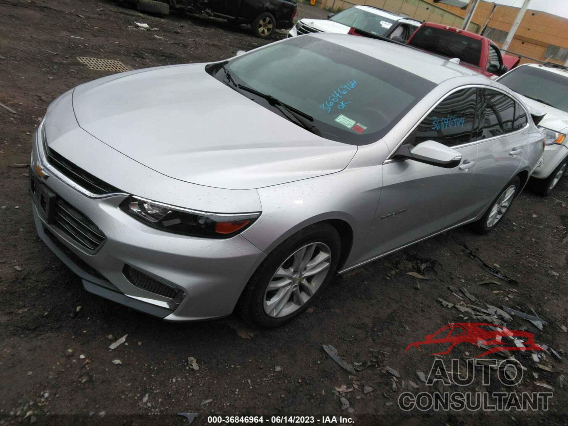 CHEVROLET MALIBU 2017 - 1G1ZE5ST3HF282343