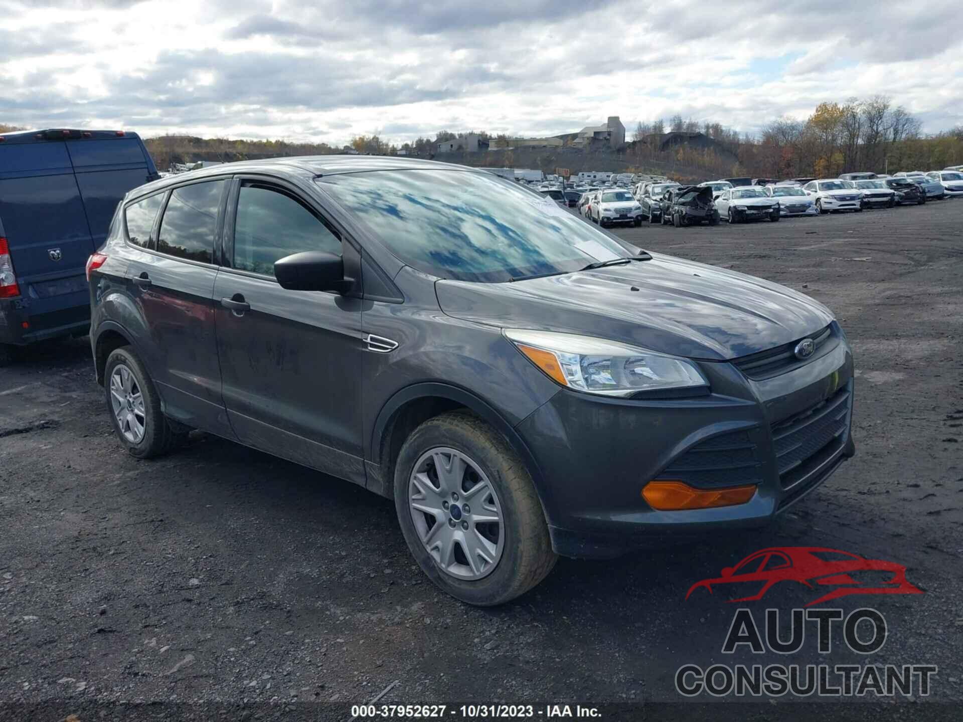 FORD ESCAPE 2016 - 1FMCU0F71GUA89730