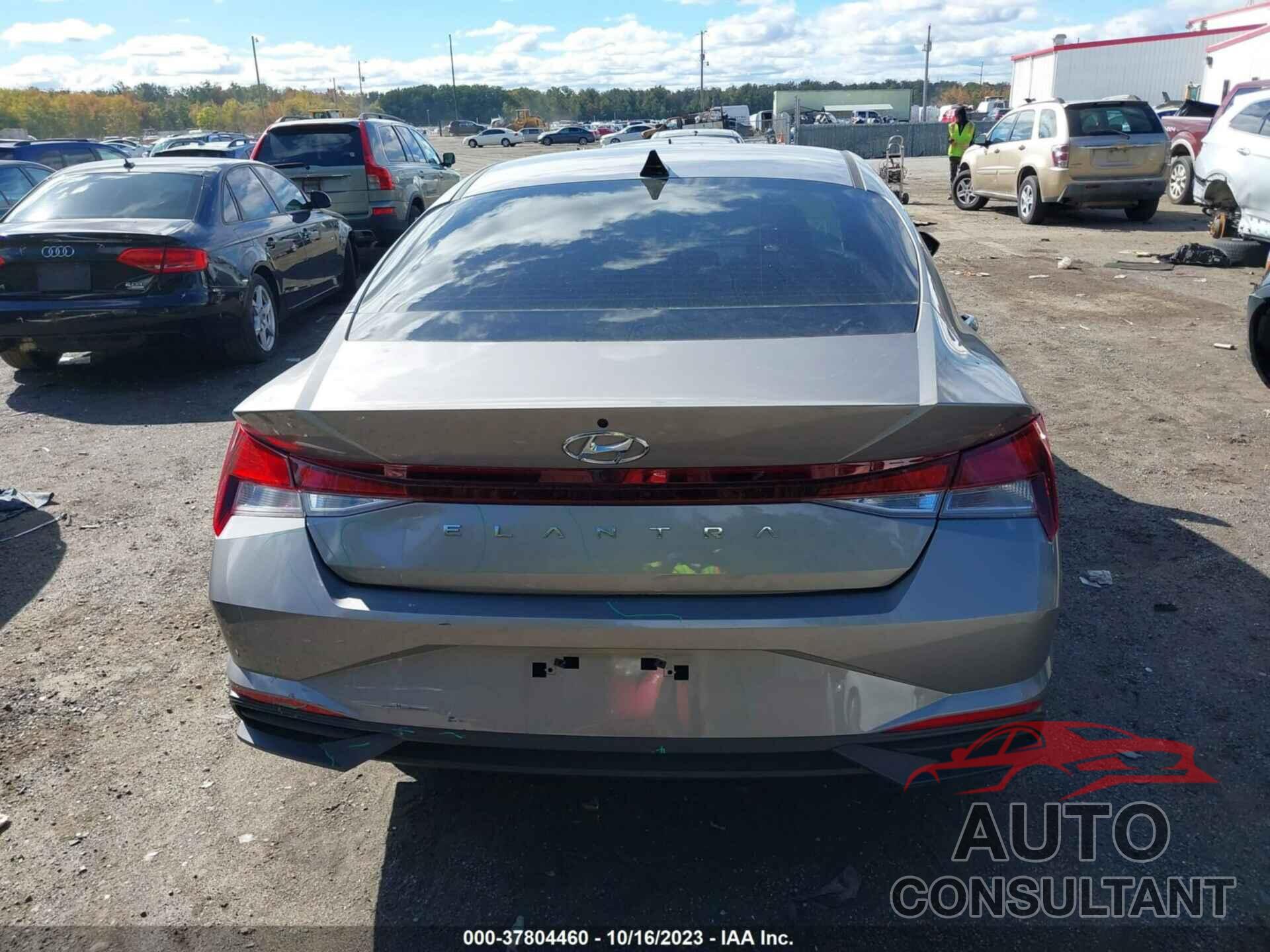 HYUNDAI ELANTRA 2023 - KMHLS4AG6PU509583