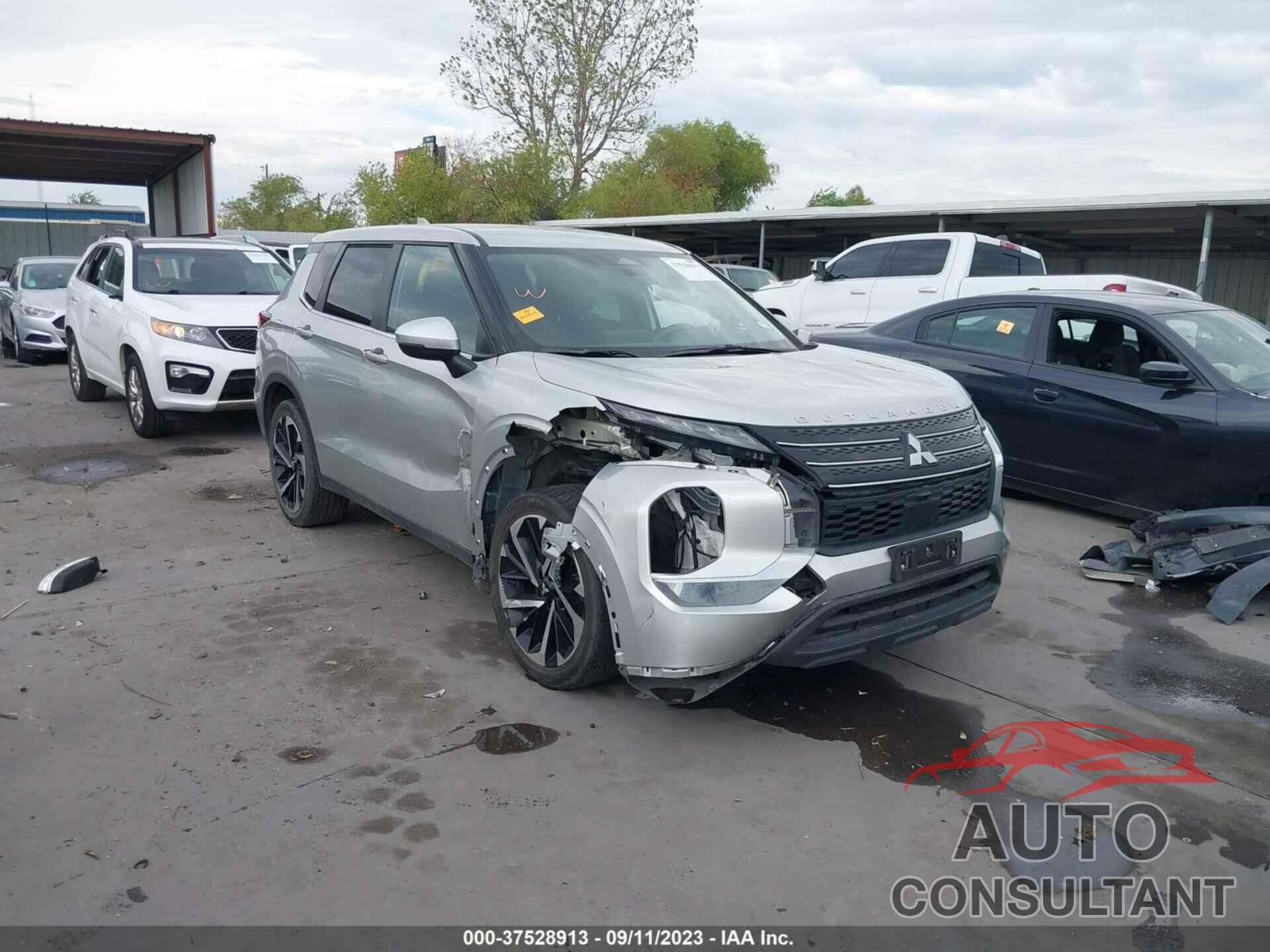 MITSUBISHI OUTLANDER 2022 - JA4J3TA81NZ019266
