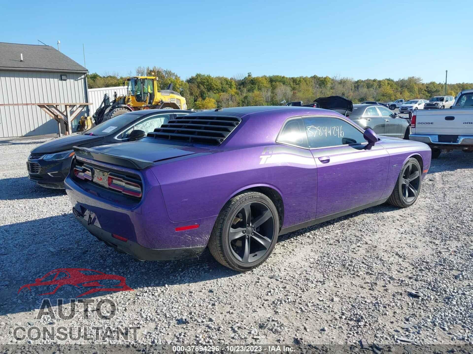 DODGE CHALLENGER 2018 - 2C3CDZBT5JH304875