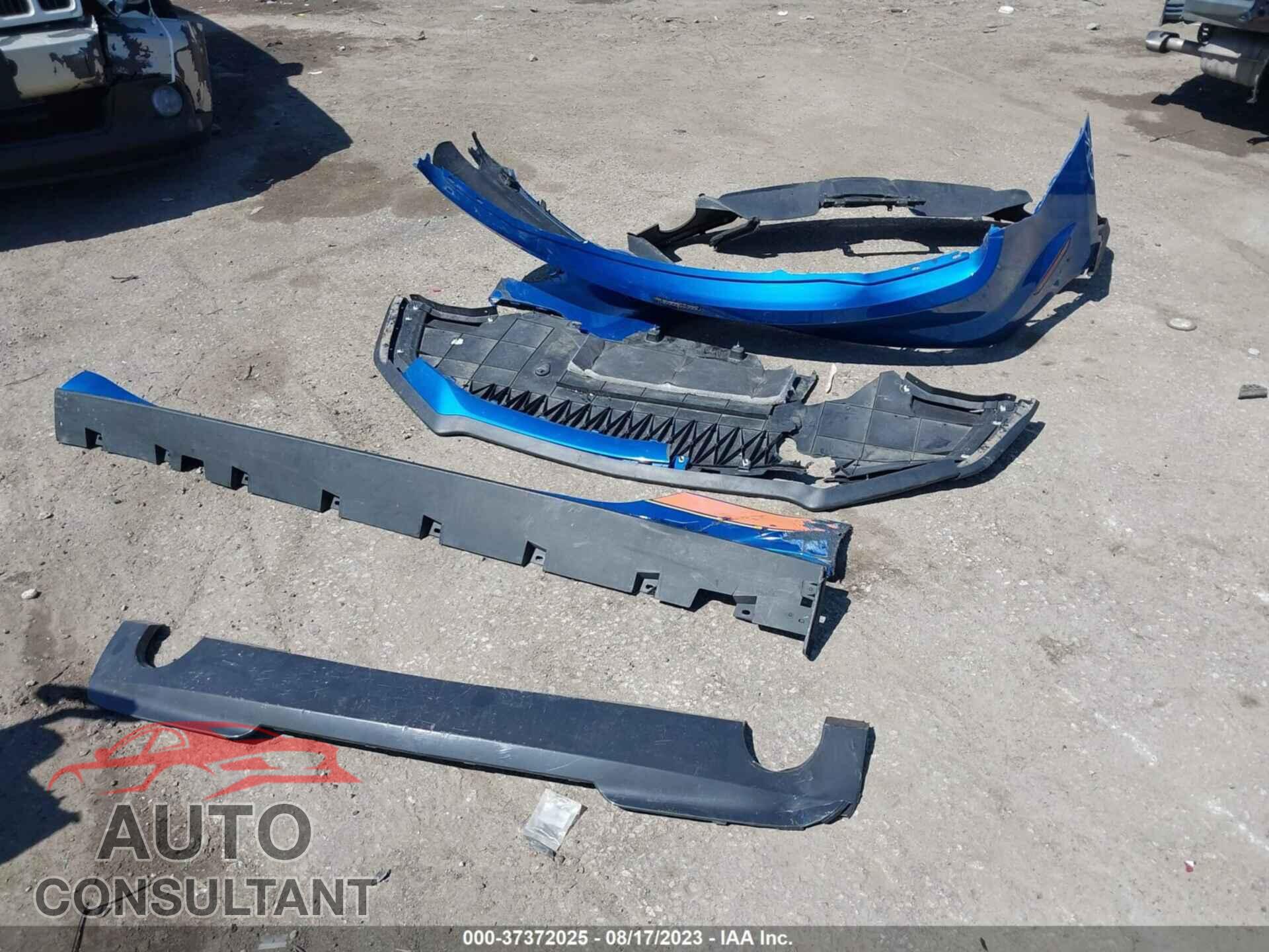 FORD MUSTANG 2021 - 1FATP8UHXM5156830