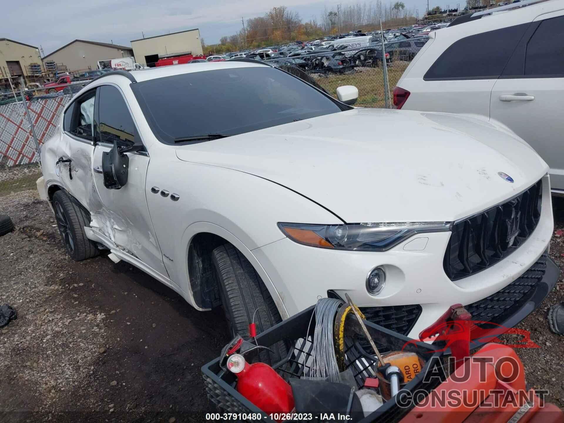 MASERATI LEVANTE 2019 - ZN661YUS8KX313887