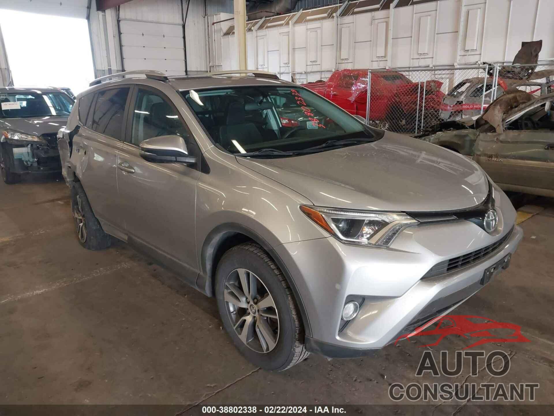 TOYOTA RAV4 2016 - 2T3RFREV1GW453970