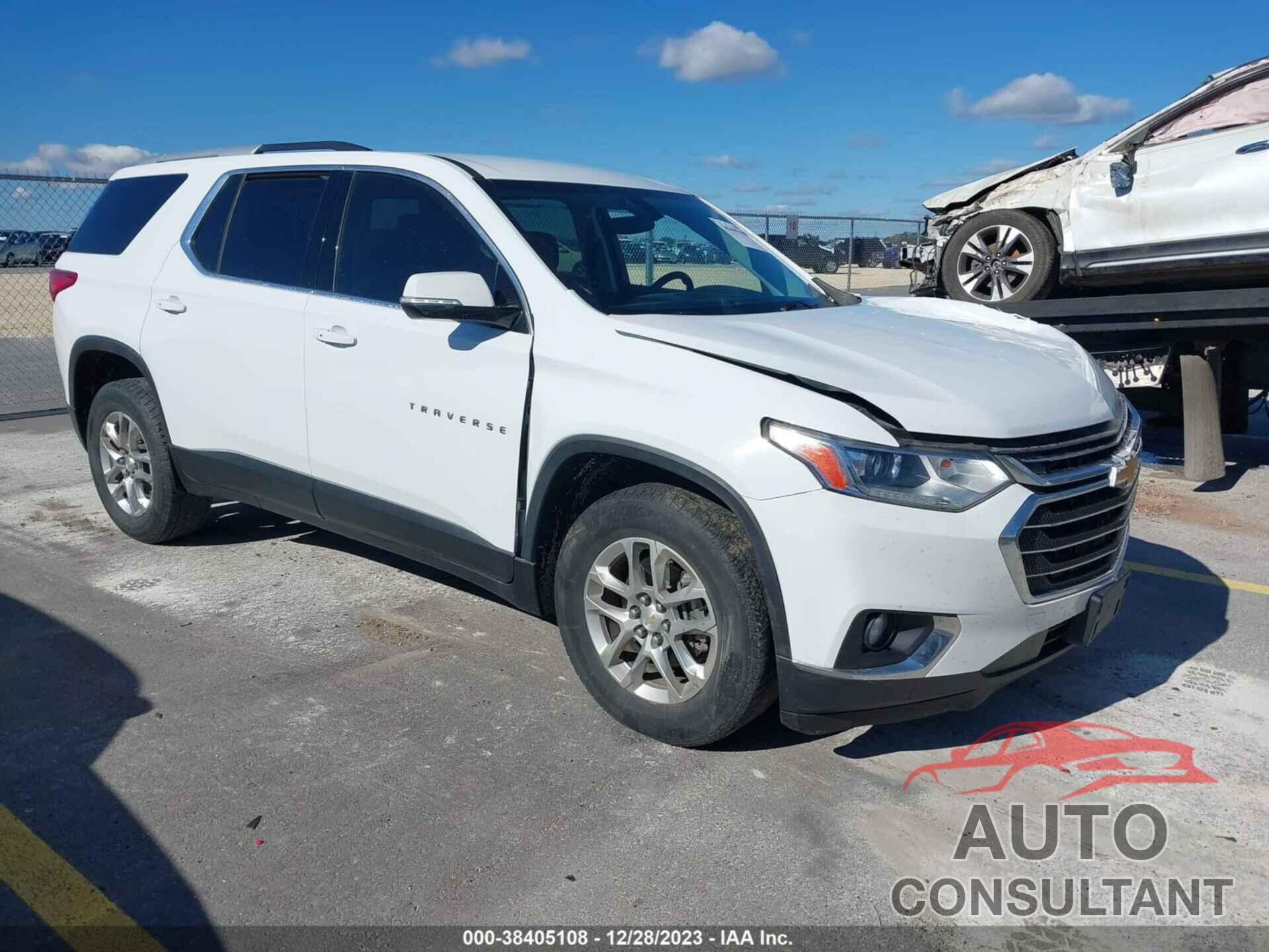 CHEVROLET TRAVERSE 2018 - 1GNERGKW3JJ173763