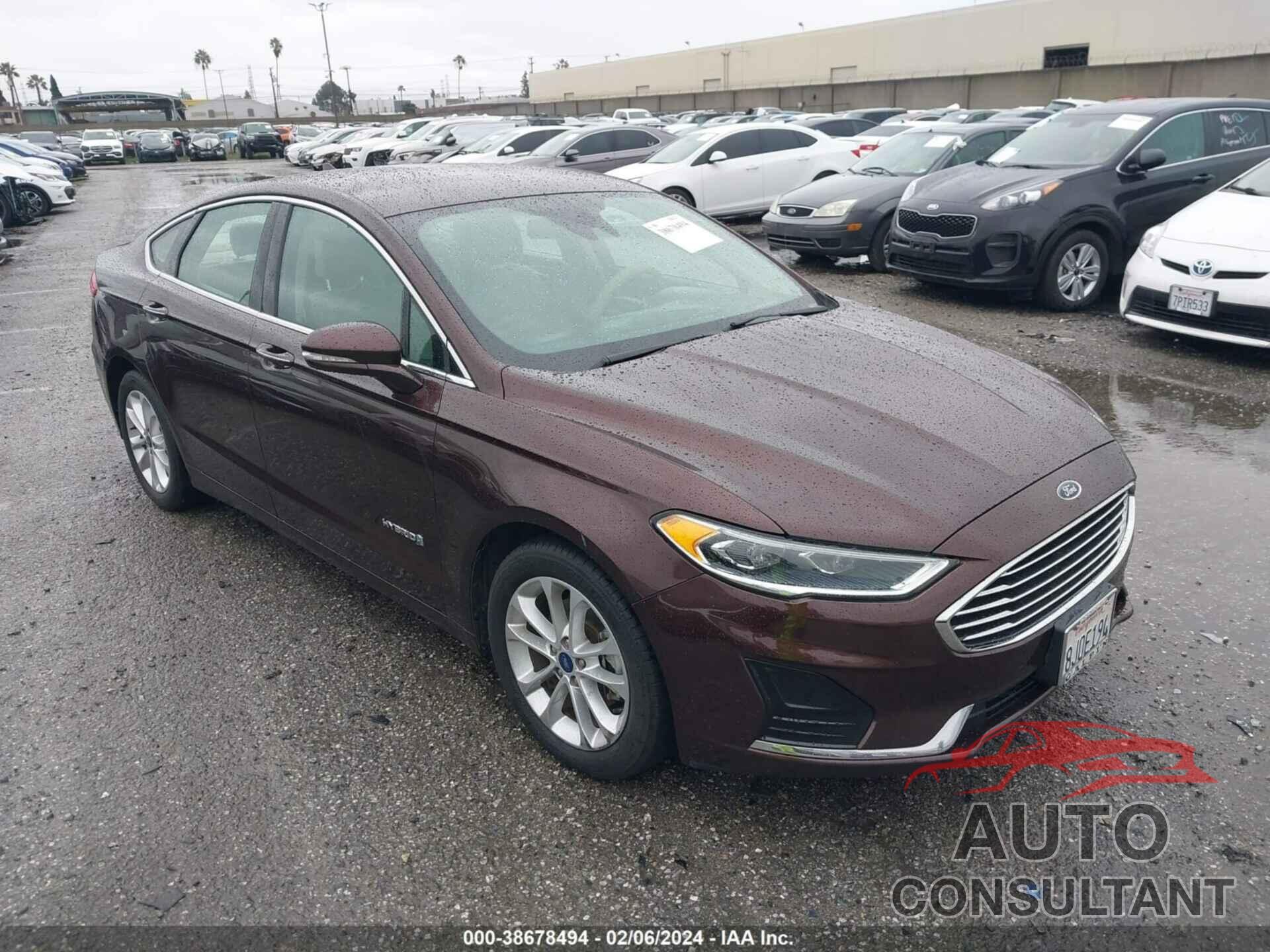 FORD FUSION HYBRID 2019 - 3FA6P0MU0KR221190