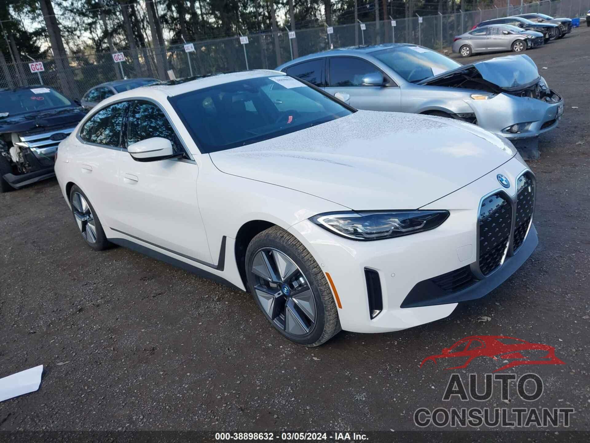 BMW I4 2024 - WBY43AW01RFS09360