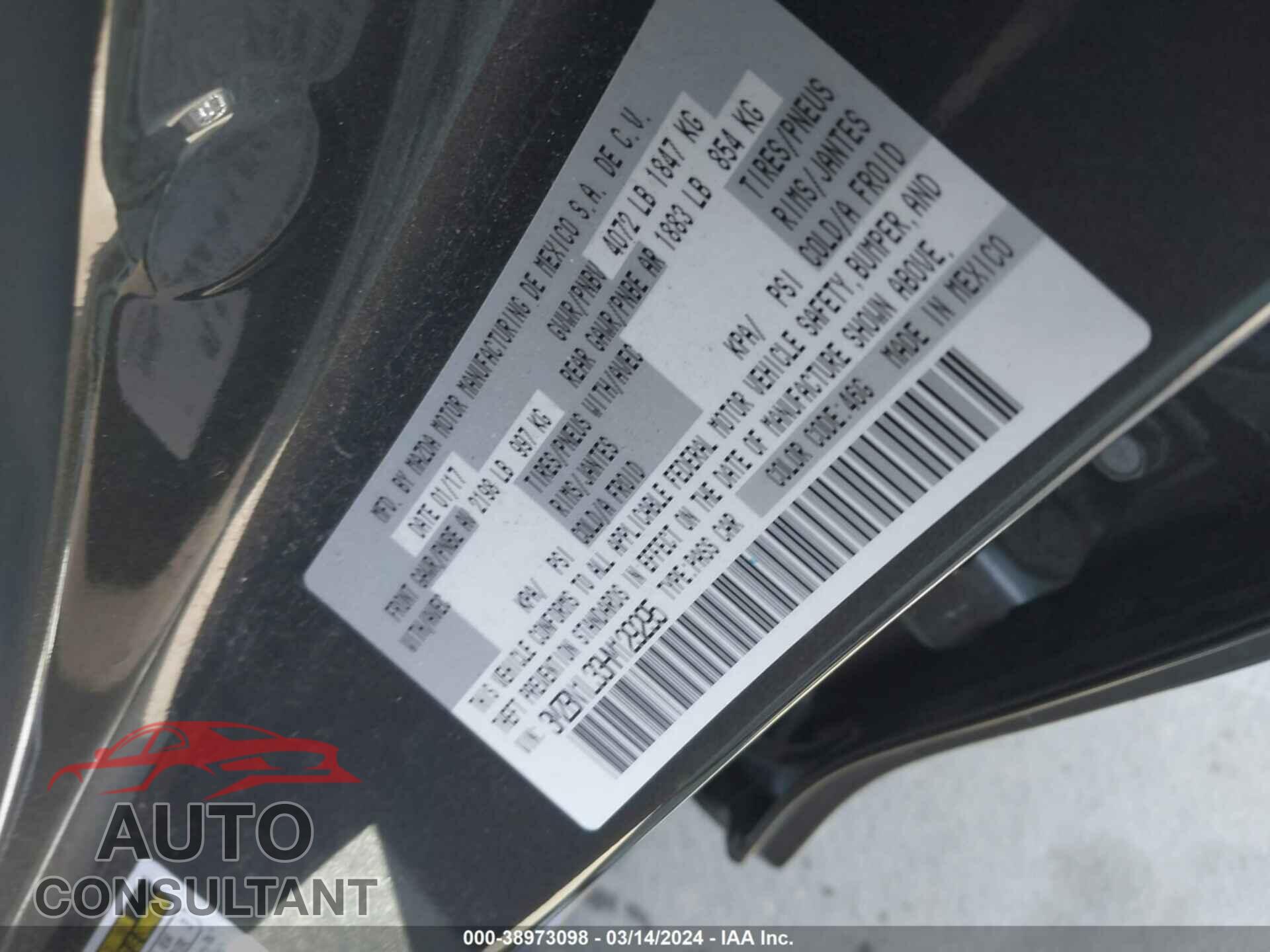 MAZDA MAZDA3 2017 - 3MZBN1L33HM129295