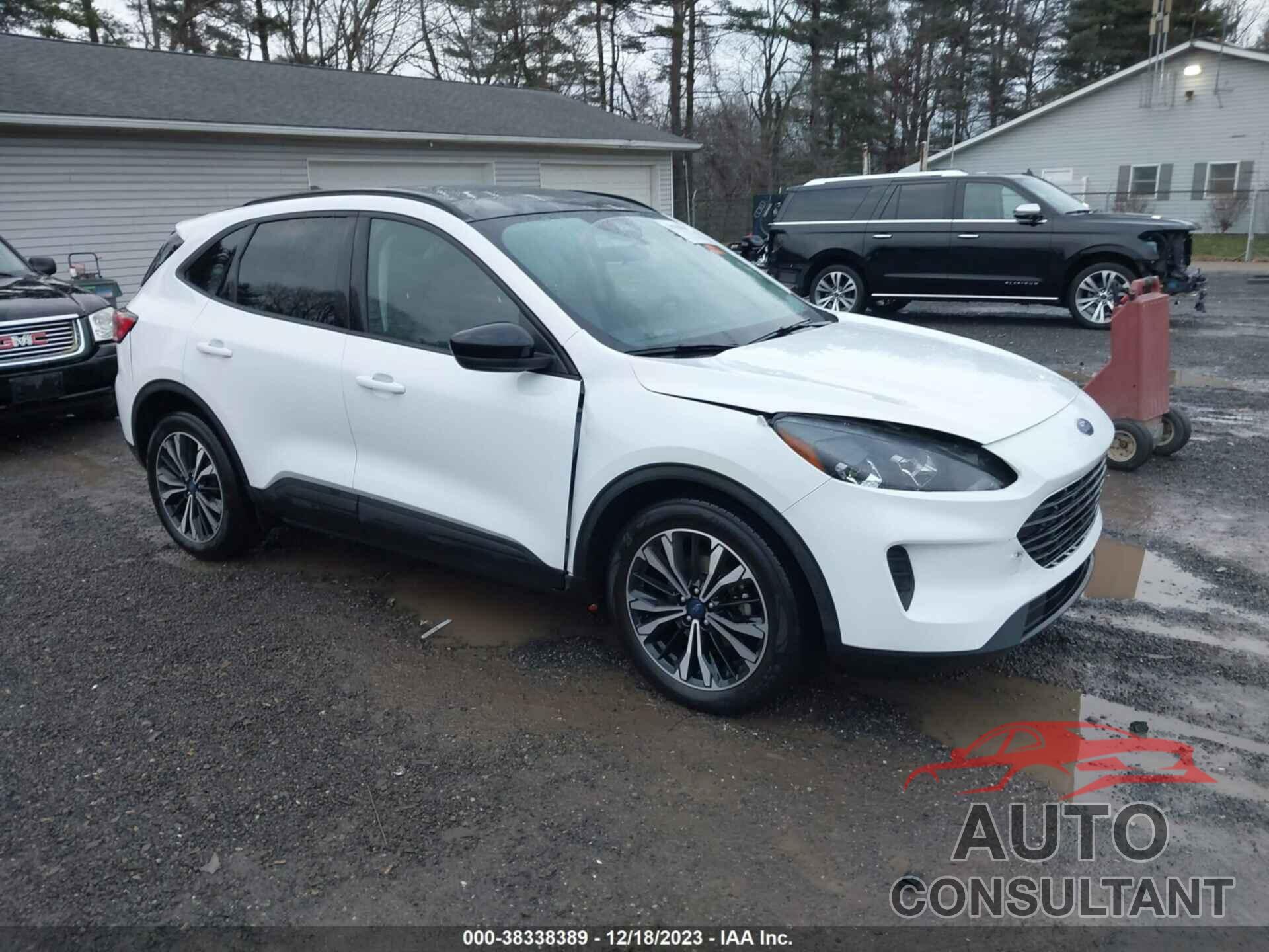 FORD ESCAPE 2021 - 1FMCU0G60MUB09726