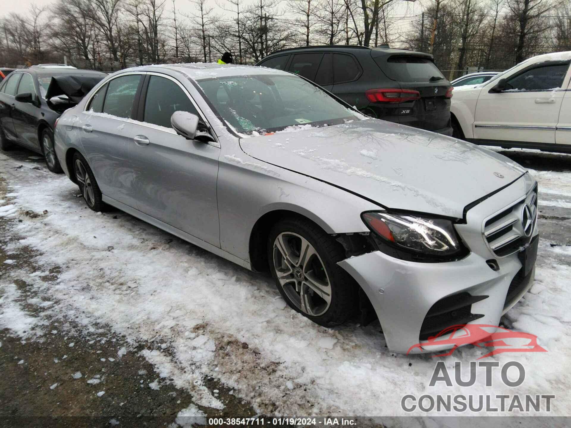 MERCEDES-BENZ E 300 2019 - WDDZF4KB2KA506542