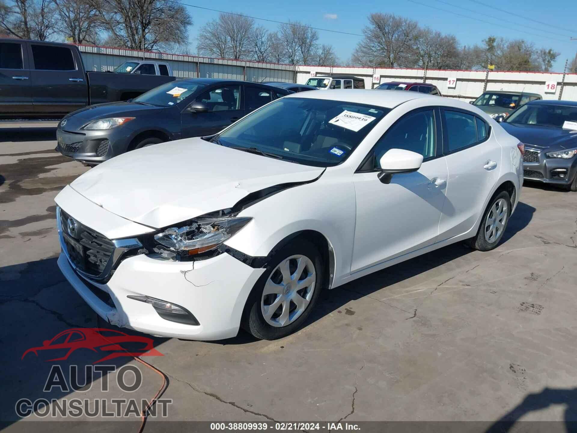 MAZDA MAZDA3 2017 - 3MZBN1U77HM157456