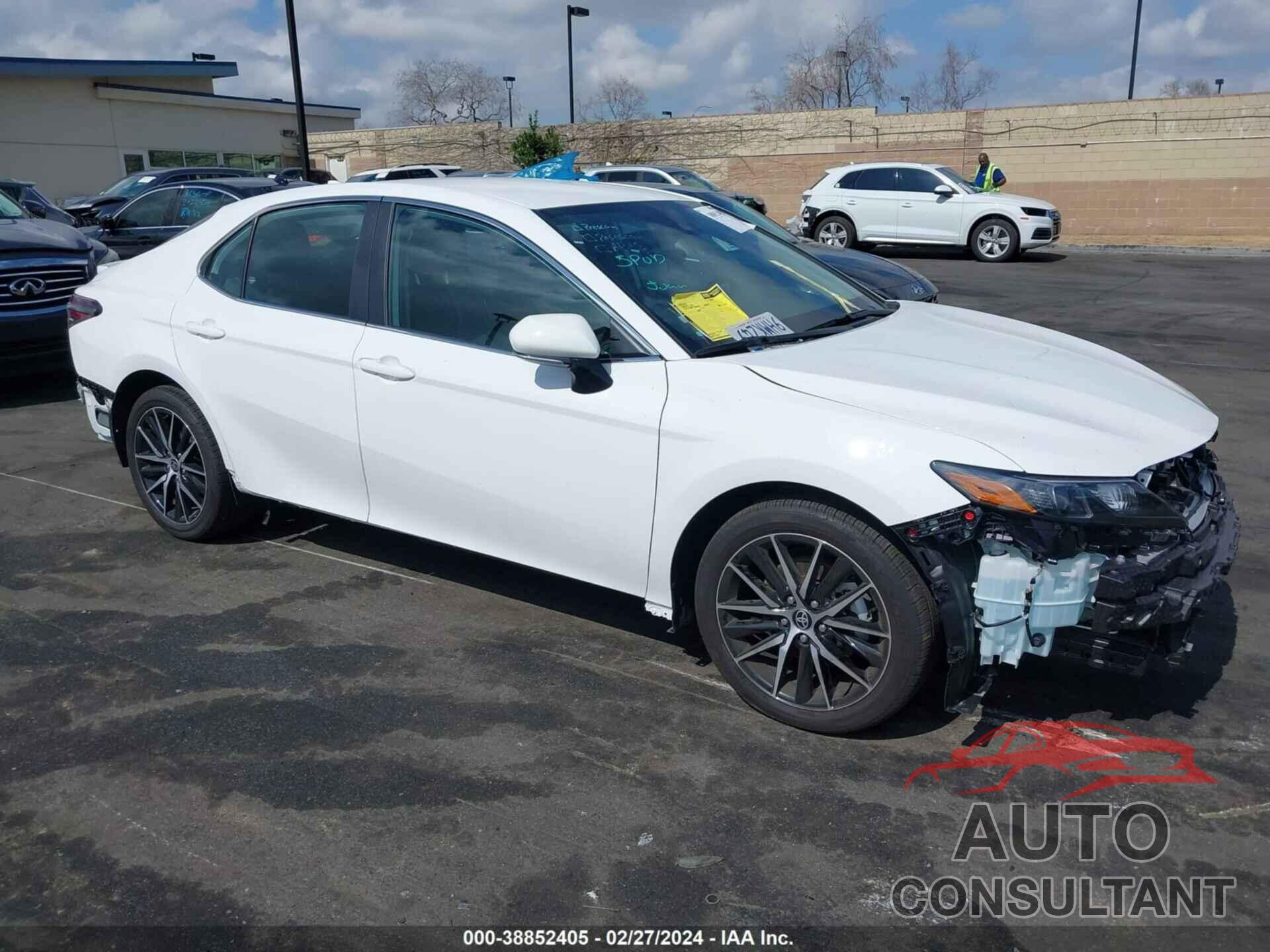 TOYOTA CAMRY 2023 - 4T1G11AK8PU832234