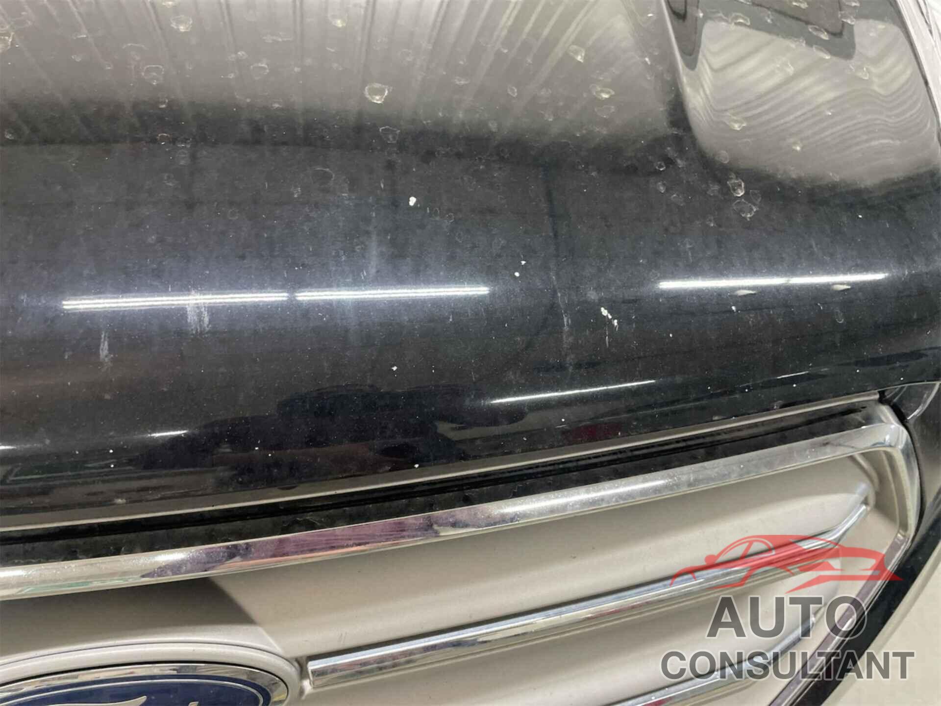FORD ESCAPE 2018 - 1FMCU9GD1JUC13429