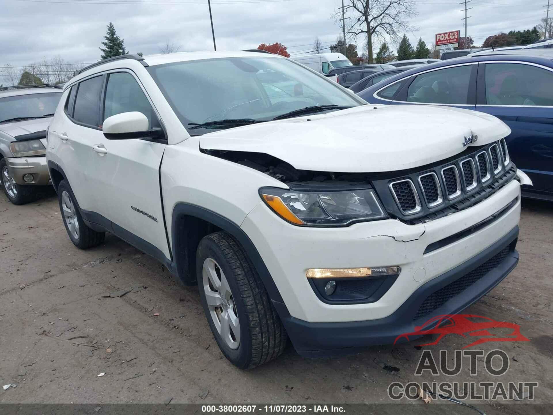 JEEP COMPASS 2018 - 3C4NJDBB8JT423051