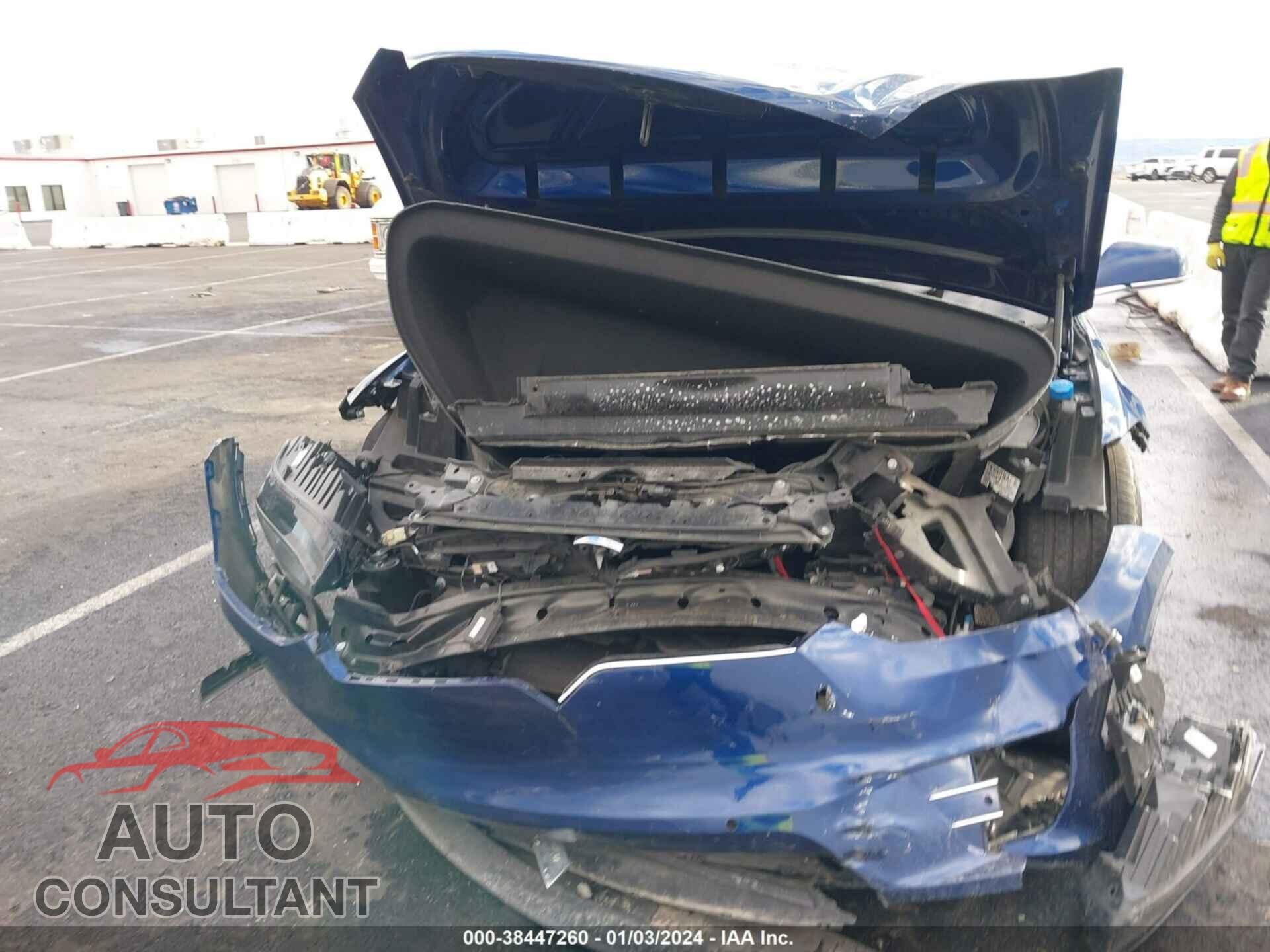 TESLA MODEL X 2017 - 5YJXCBE21HF040161