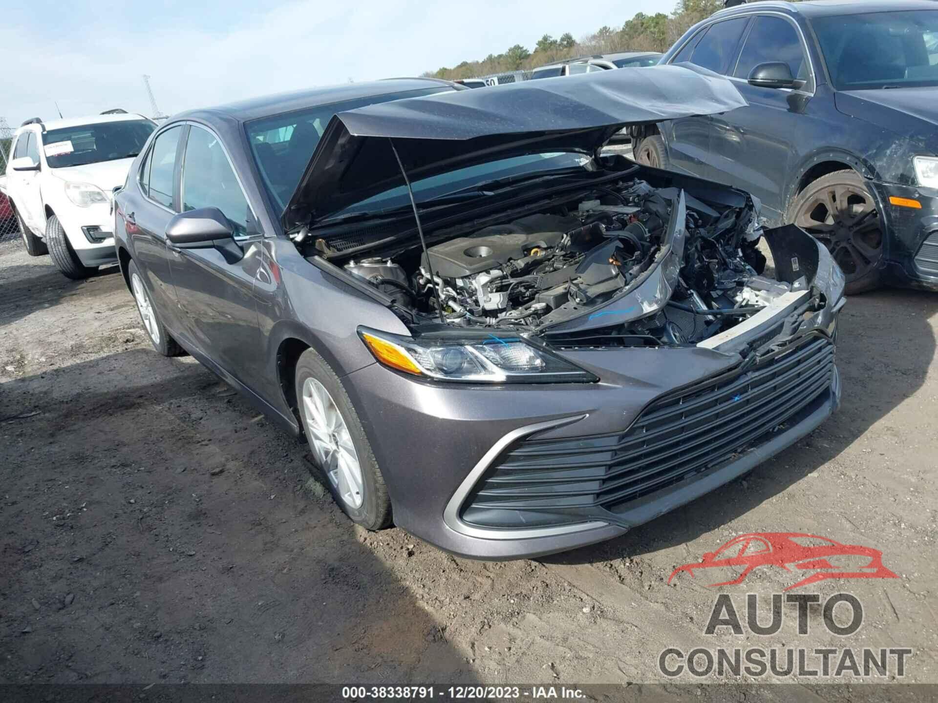 TOYOTA CAMRY 2023 - 4T1C11AK2PU727221