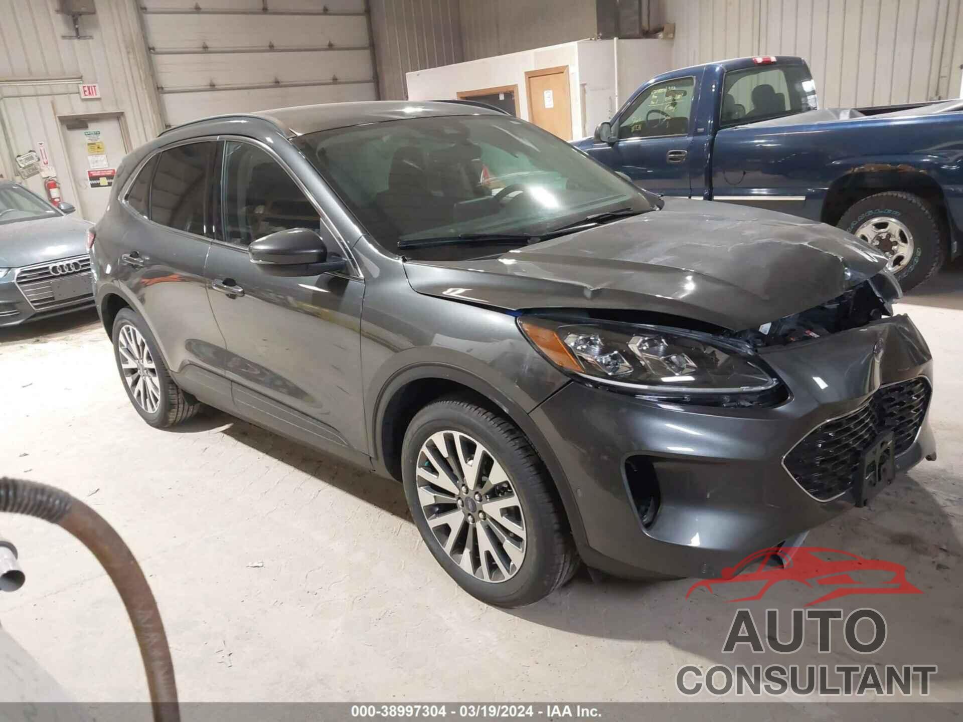 FORD ESCAPE 2020 - 1FMCU9J96LUB30991