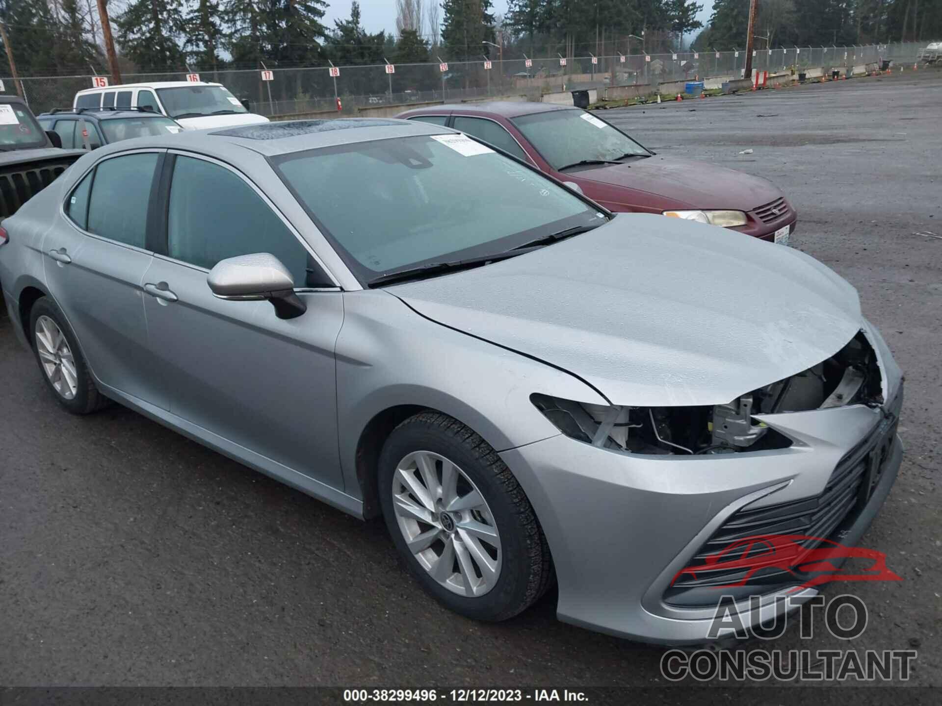 TOYOTA CAMRY 2022 - 4T1R11AK1NU073626