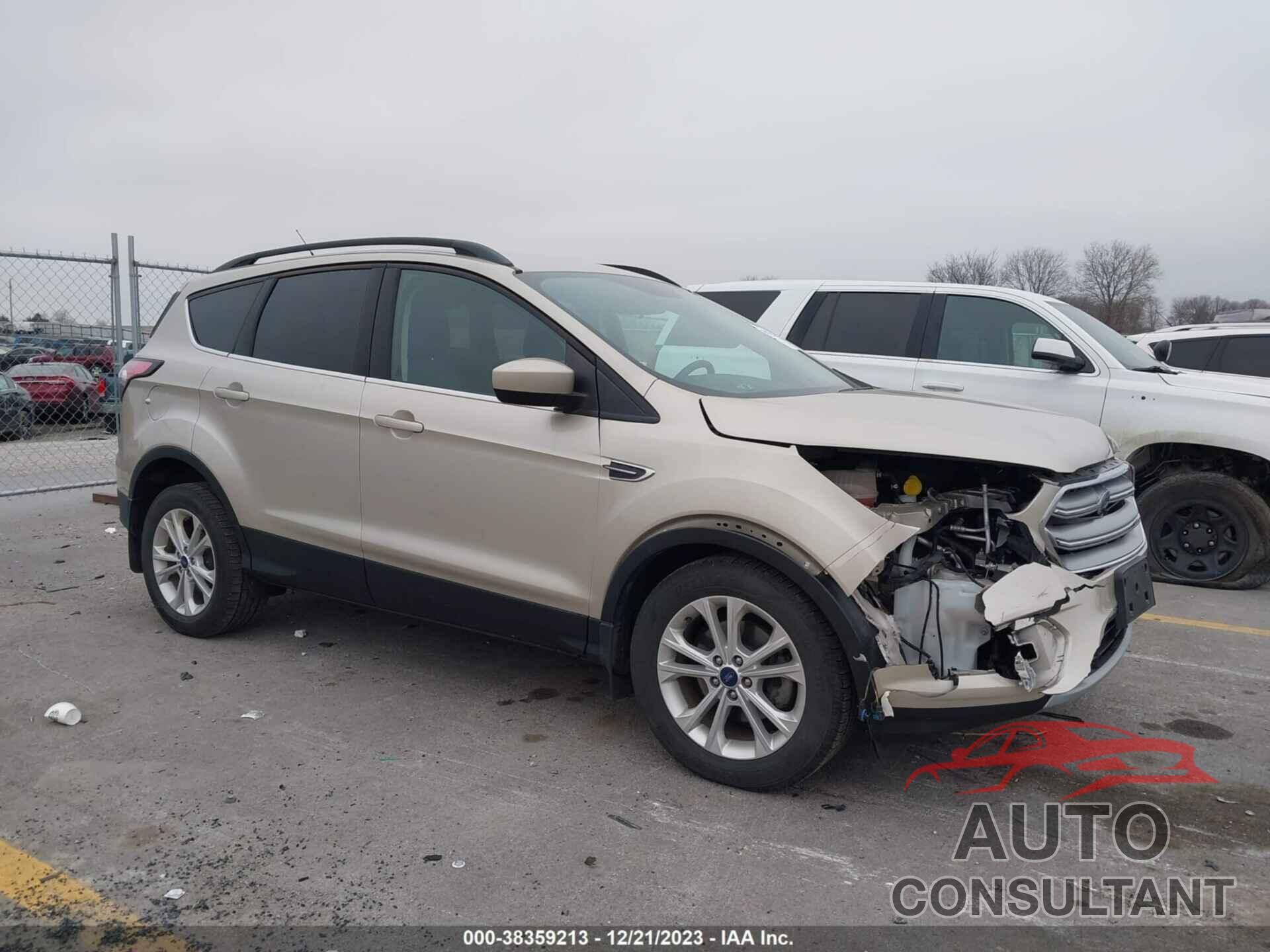 FORD ESCAPE 2017 - 1FMCU0GD3HUC86324