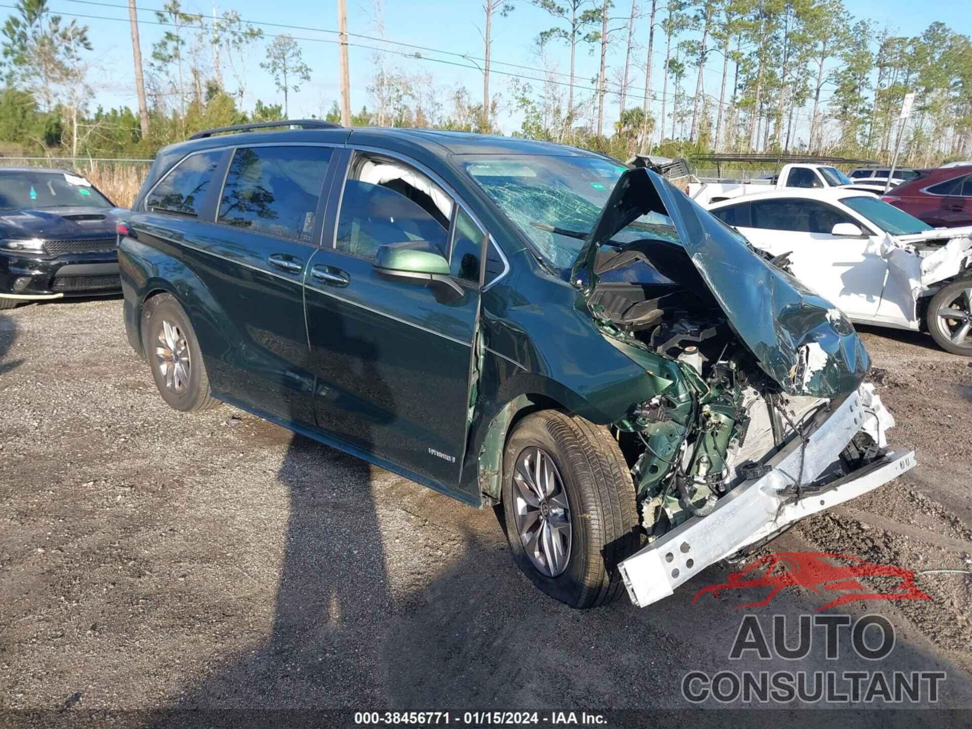 TOYOTA SIENNA 2021 - 5TDYRKEC3MF029454