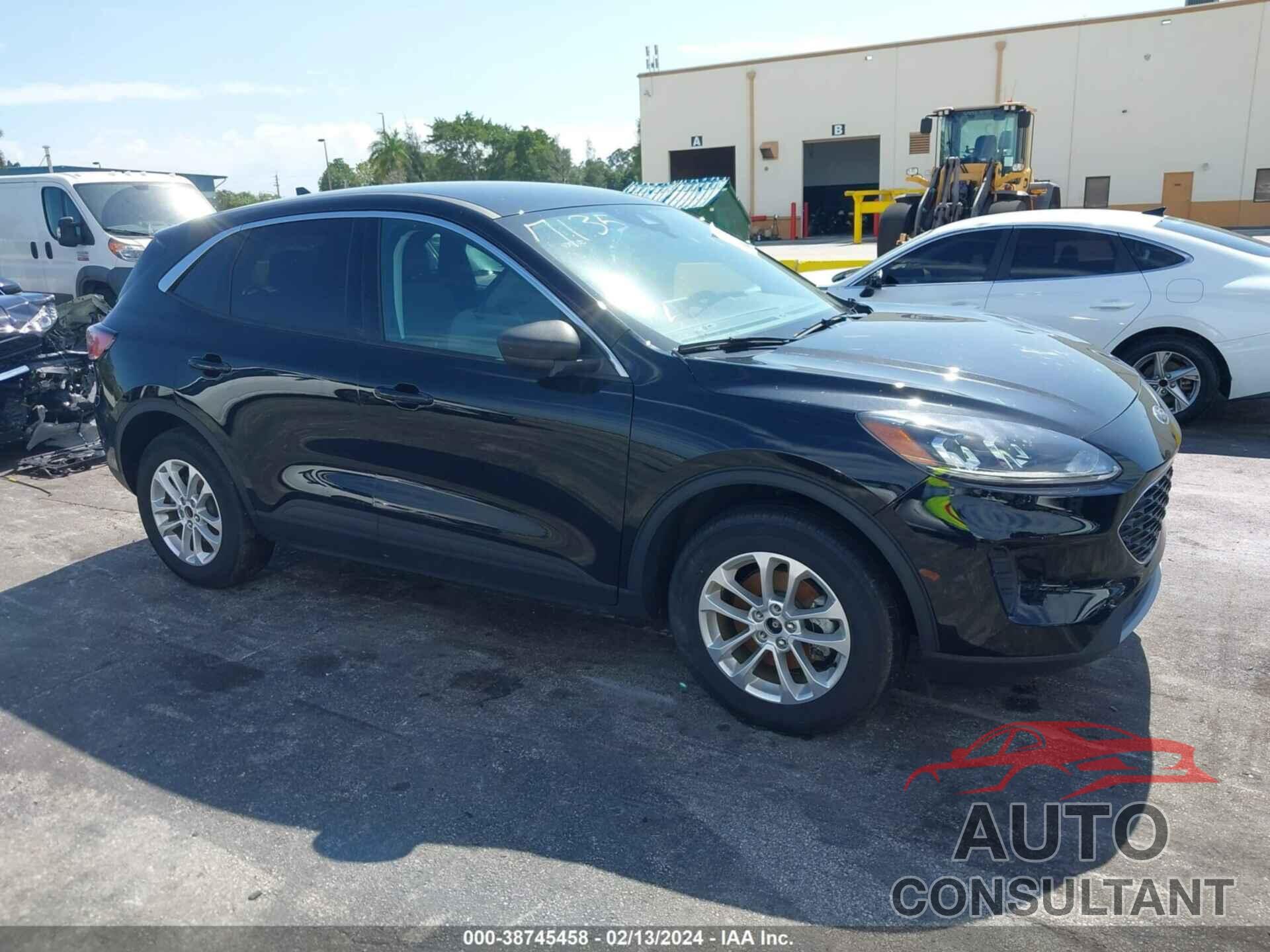 FORD ESCAPE 2022 - 1FMCU0BZ7NUB07135