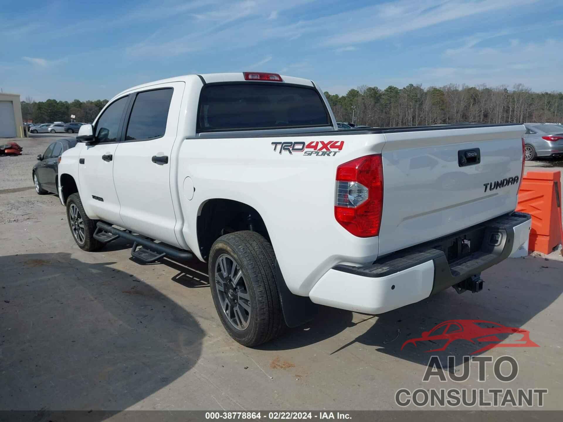 TOYOTA TUNDRA 2019 - 5TFDW5F17KX799816