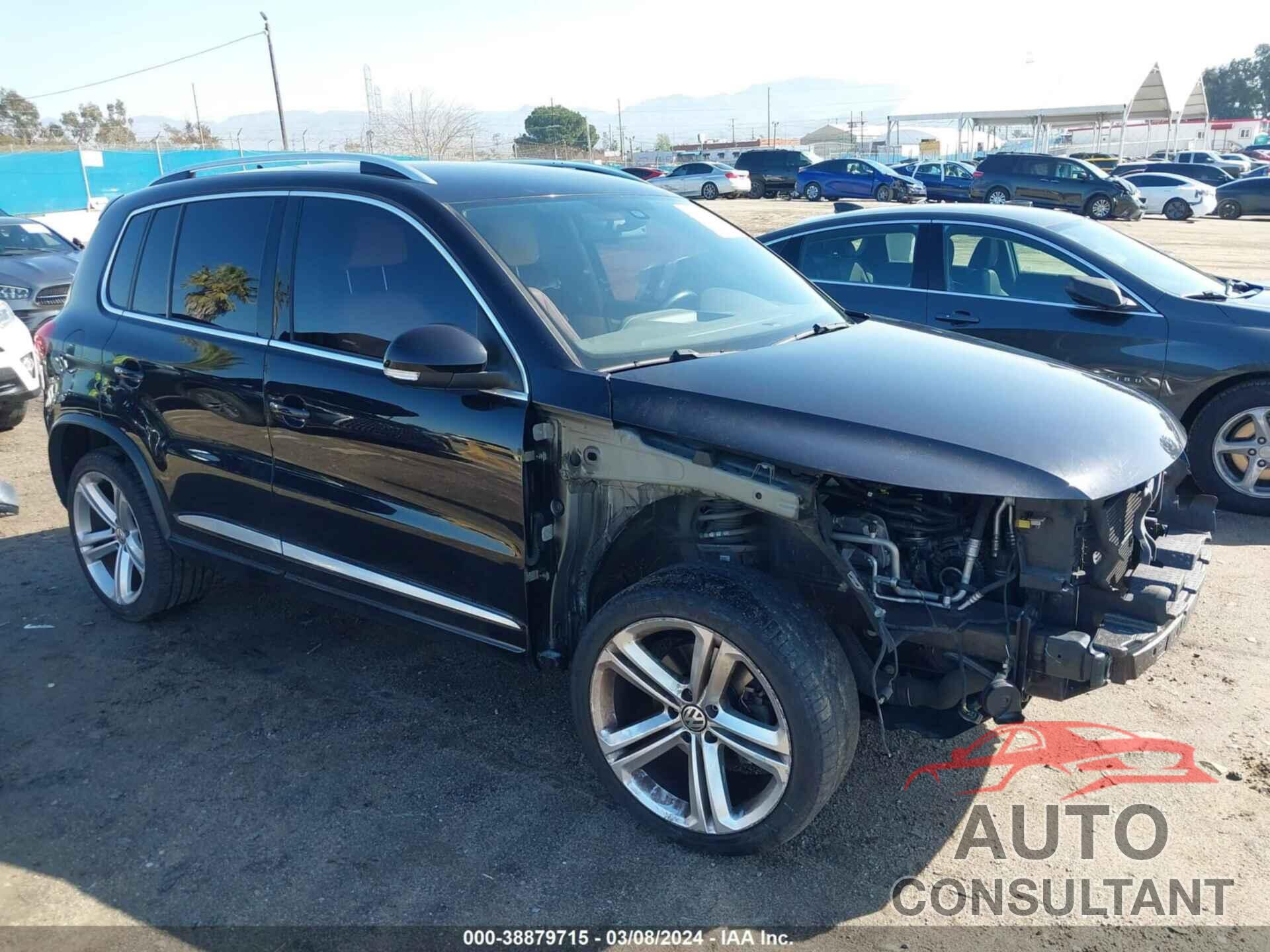 VOLKSWAGEN TIGUAN 2016 - WVGAV7AXXGW054970