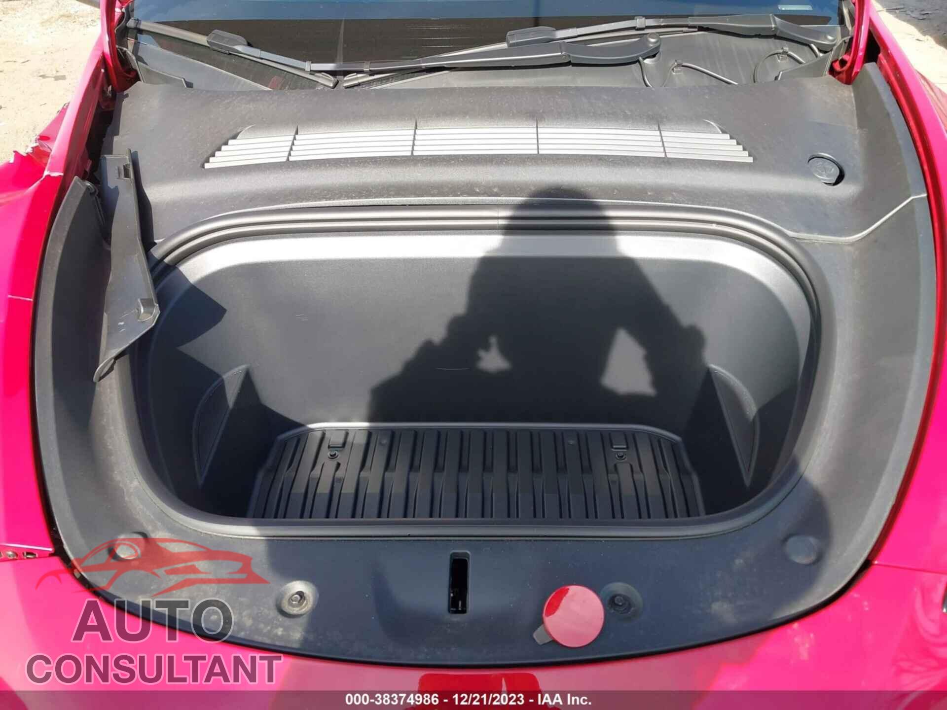 TESLA MODEL Y 2022 - 7SAYGDEE3NF439733