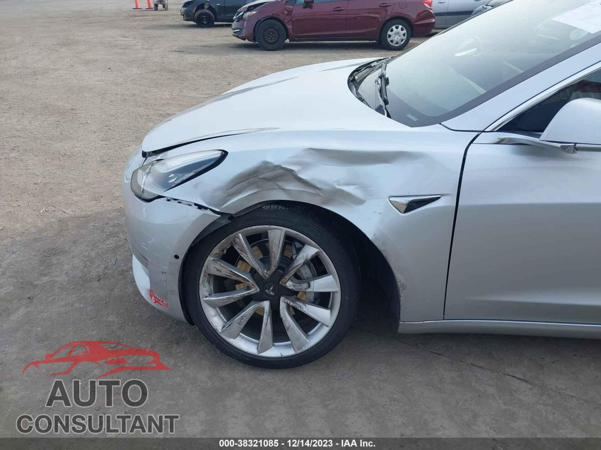 TESLA MODEL 3 2018 - 5YJ3E1EA1JF024302