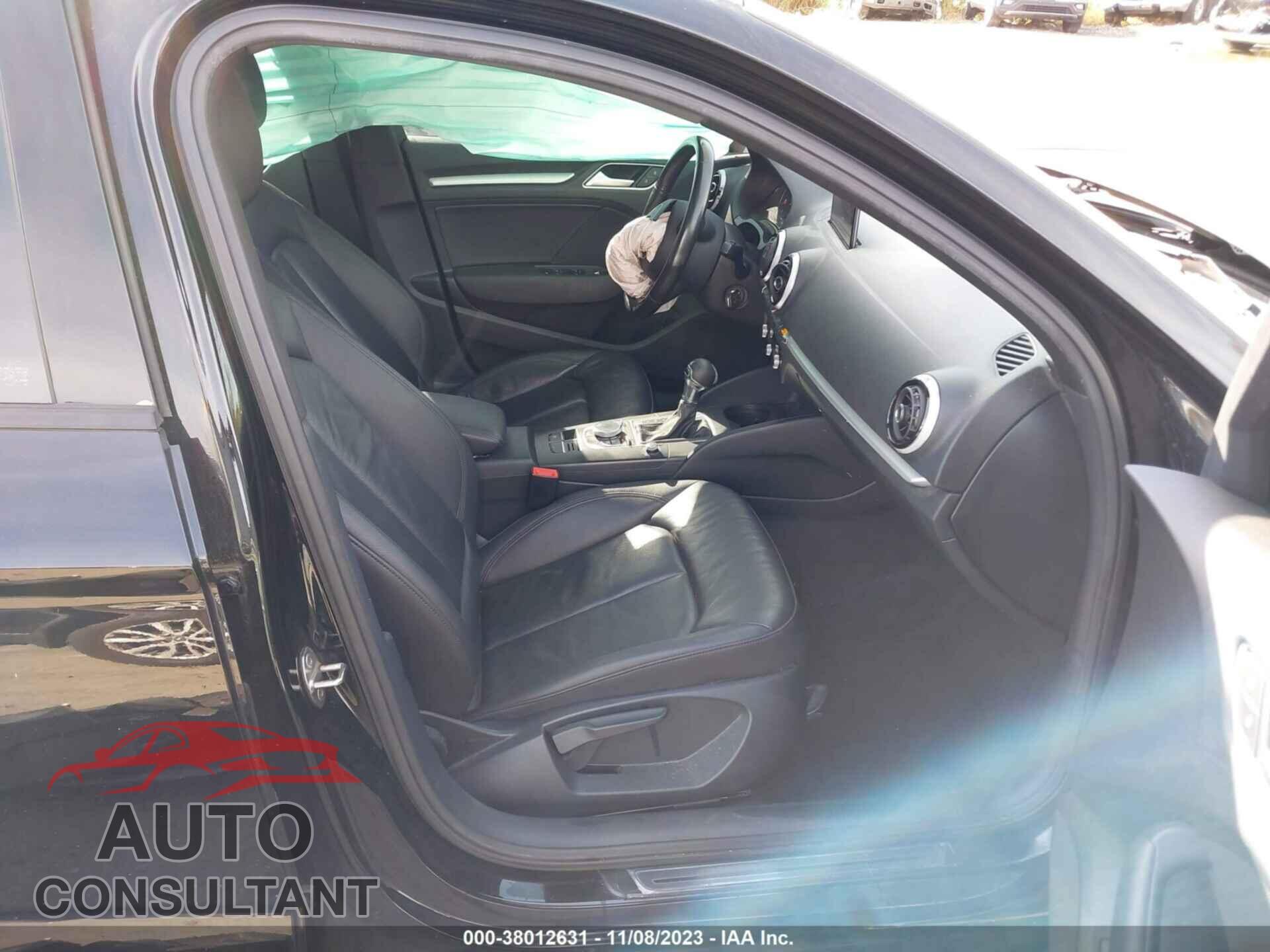 AUDI A3 2016 - WAUA7GFF2G1004878