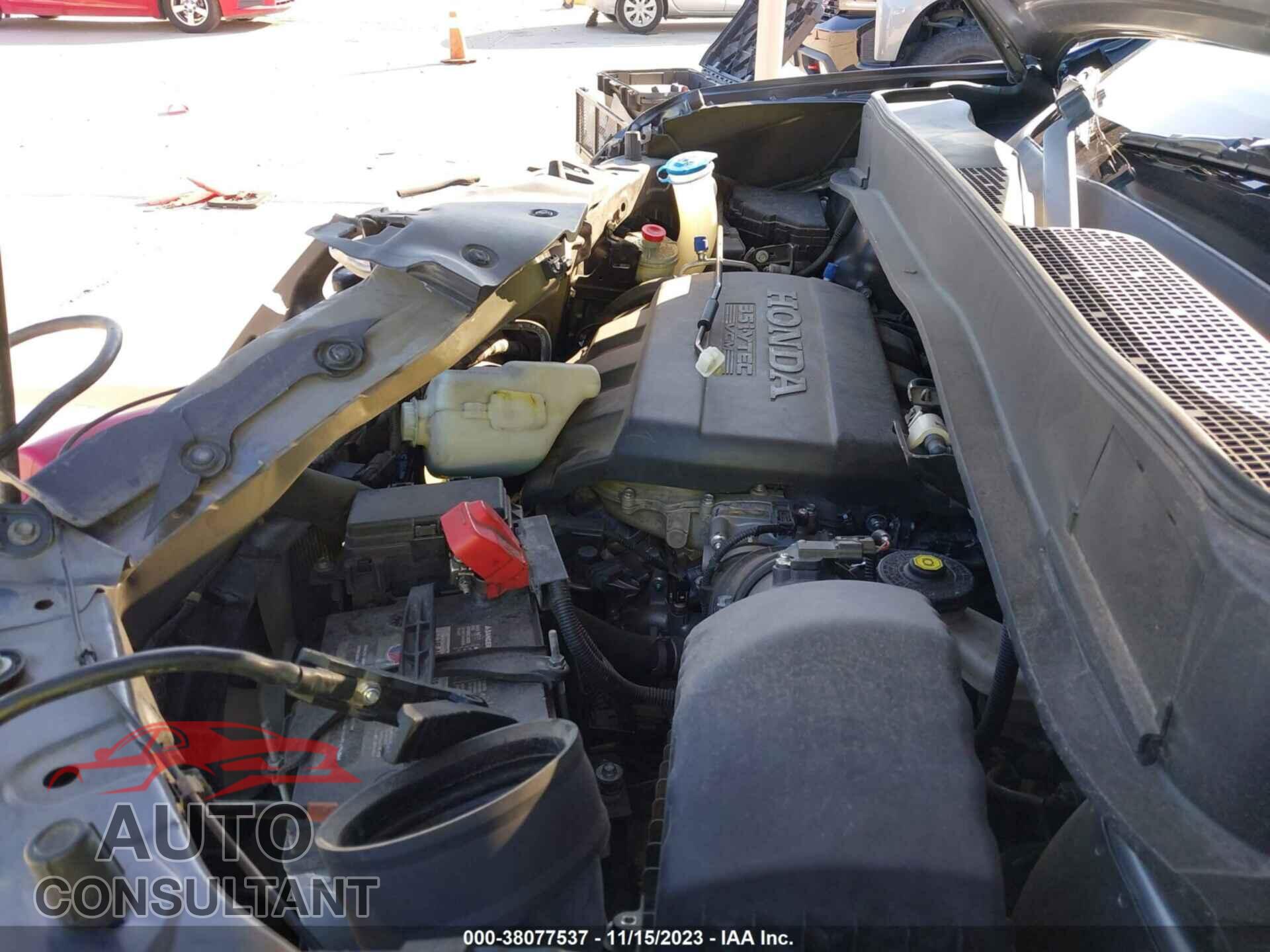 HONDA PILOT 2015 - 5FNYF3H5XFB004697