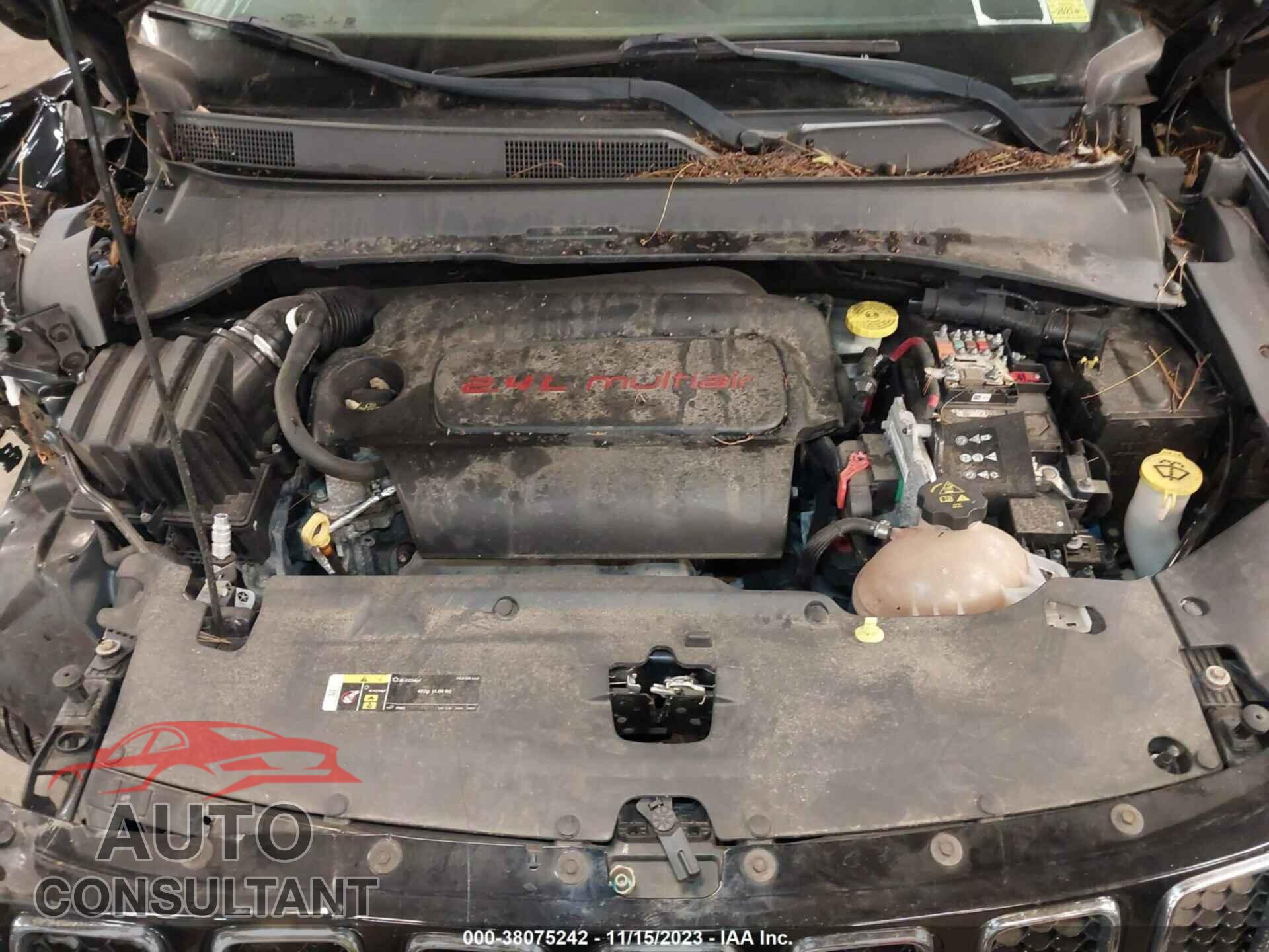JEEP COMPASS 2018 - 3C4NJDCB9JT222631