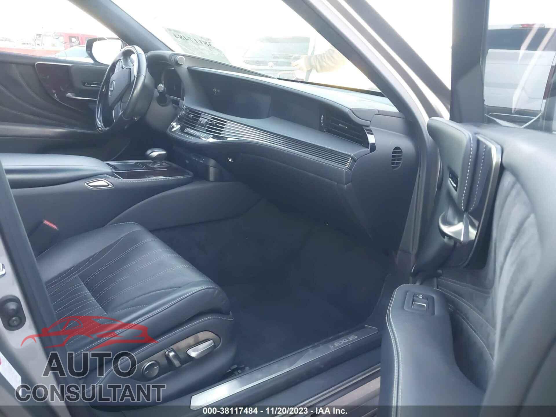 LEXUS LS 500 2018 - JTHB51FF2J5005389