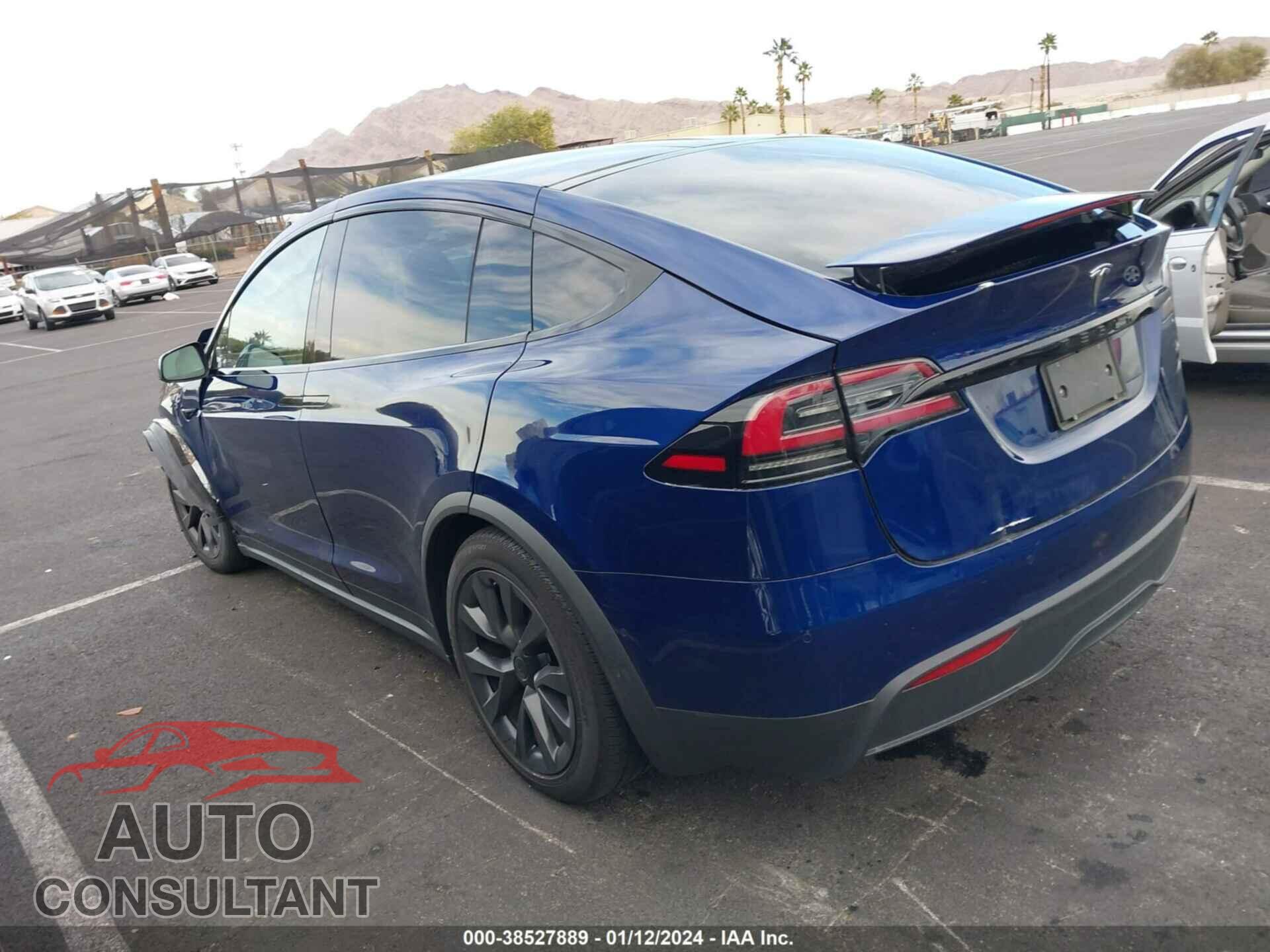 TESLA MODEL X 2023 - 7SAXCBE55PF381333