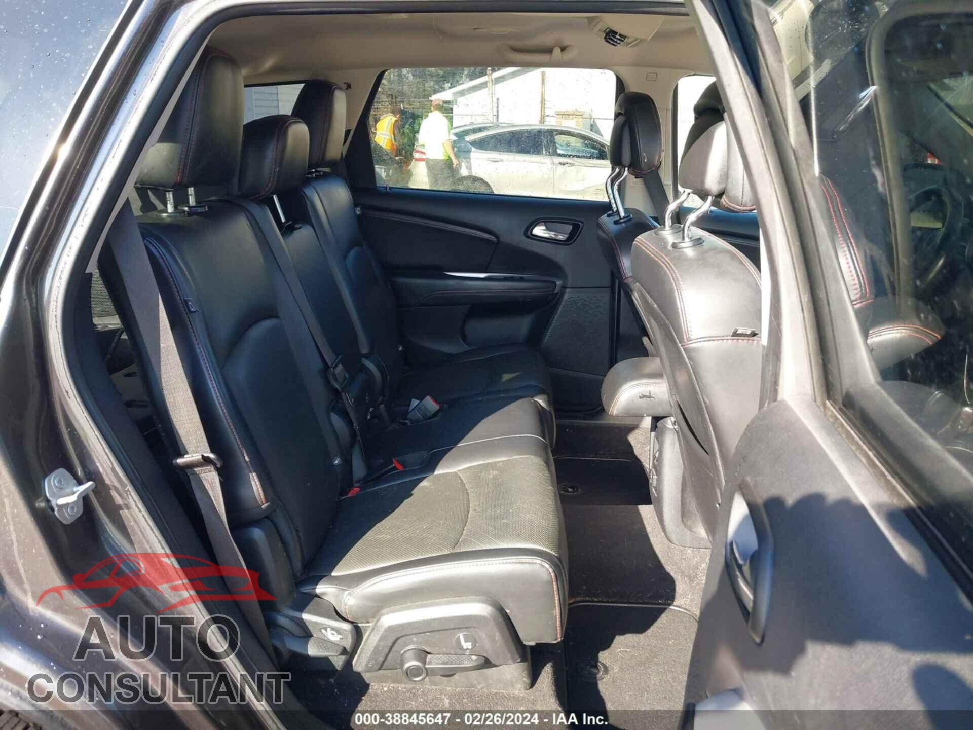 DODGE JOURNEY 2018 - 3C4PDCEG7JT464076