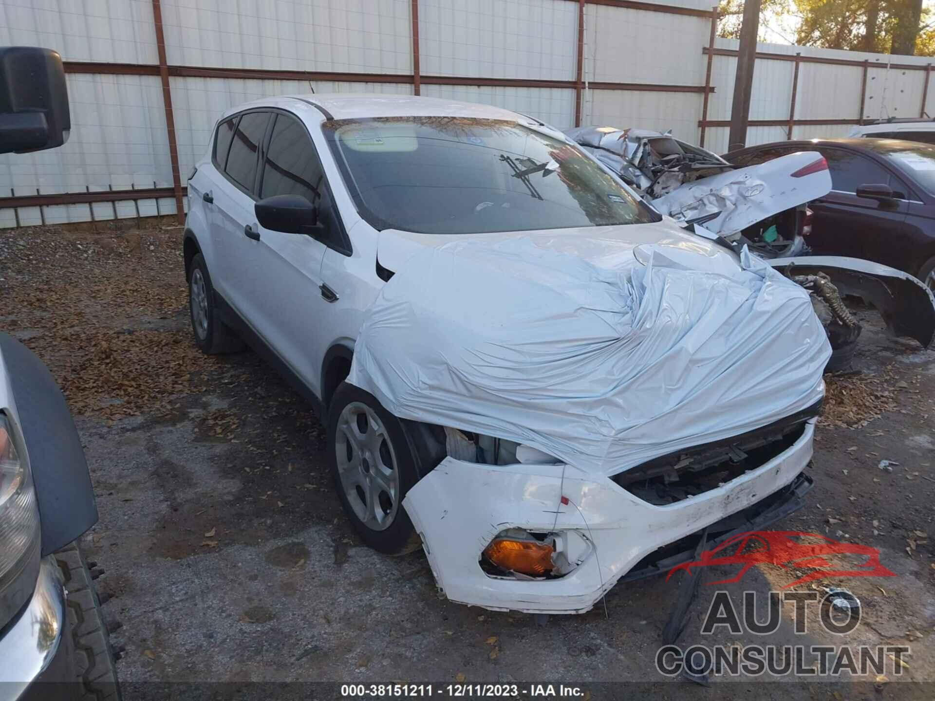 FORD ESCAPE 2018 - 1FMCU0F74JUC47971
