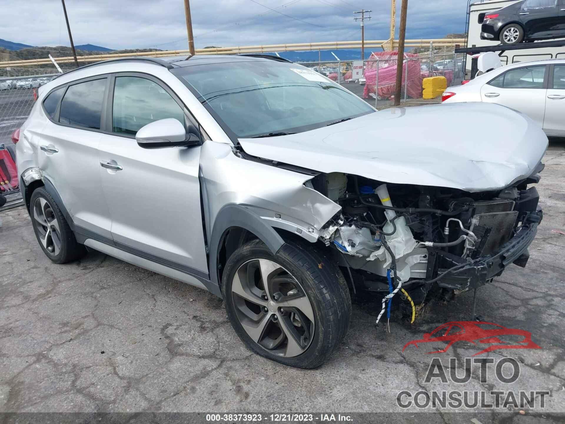 HYUNDAI TUCSON 2017 - KM8J33A22HU368497