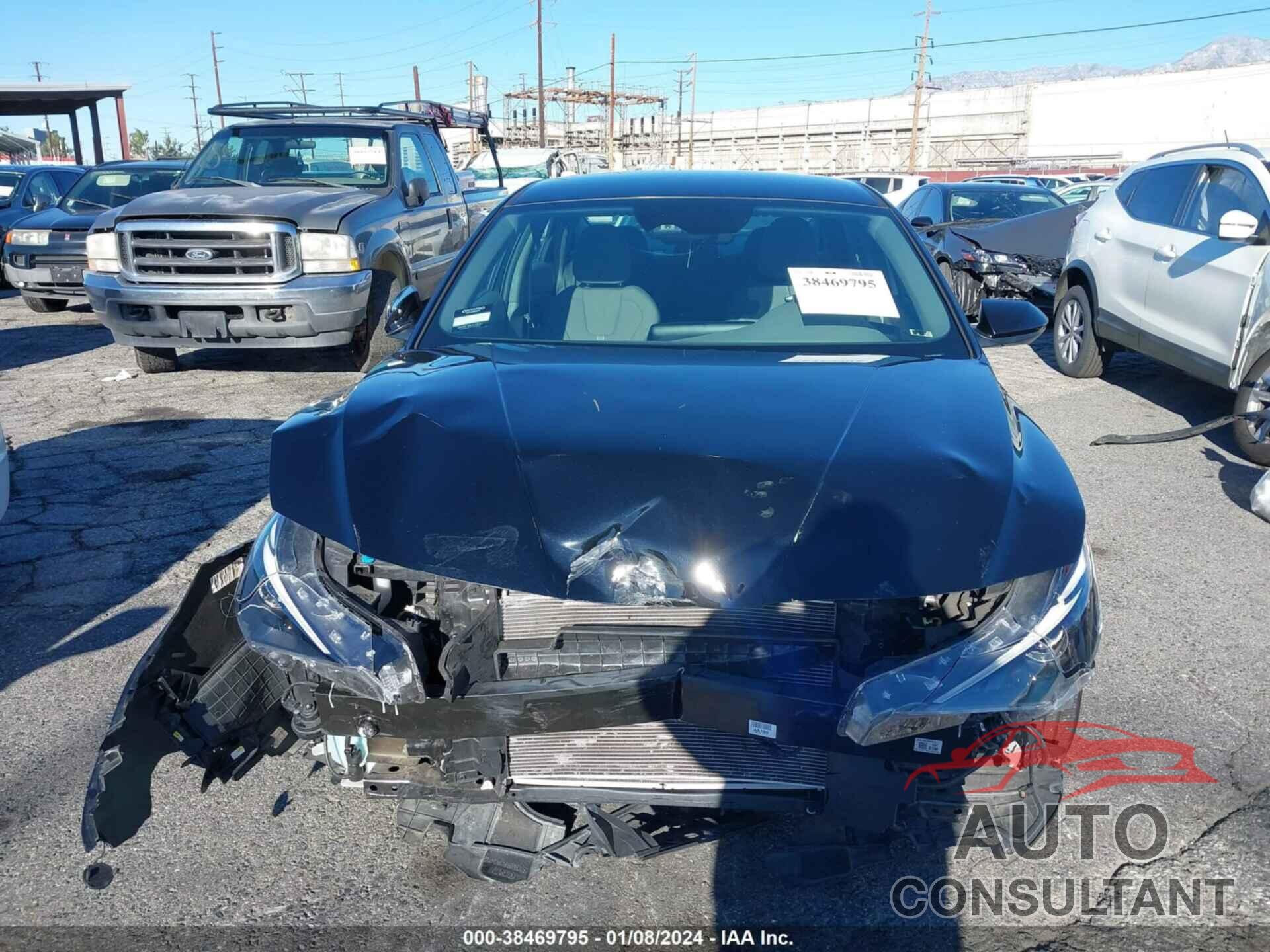 HYUNDAI ELANTRA 2023 - KMHLL4AG3PU384815