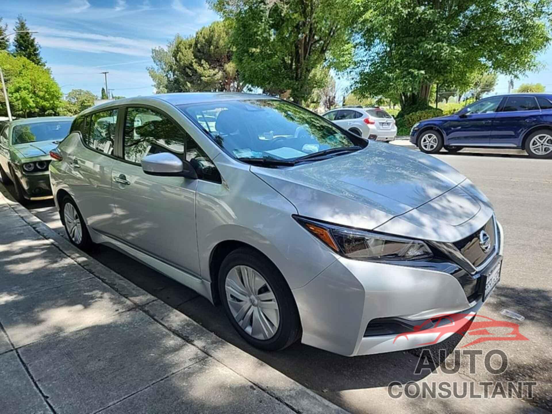 NISSAN LEAF 2022 - 1N4AZ1BV5NC561055