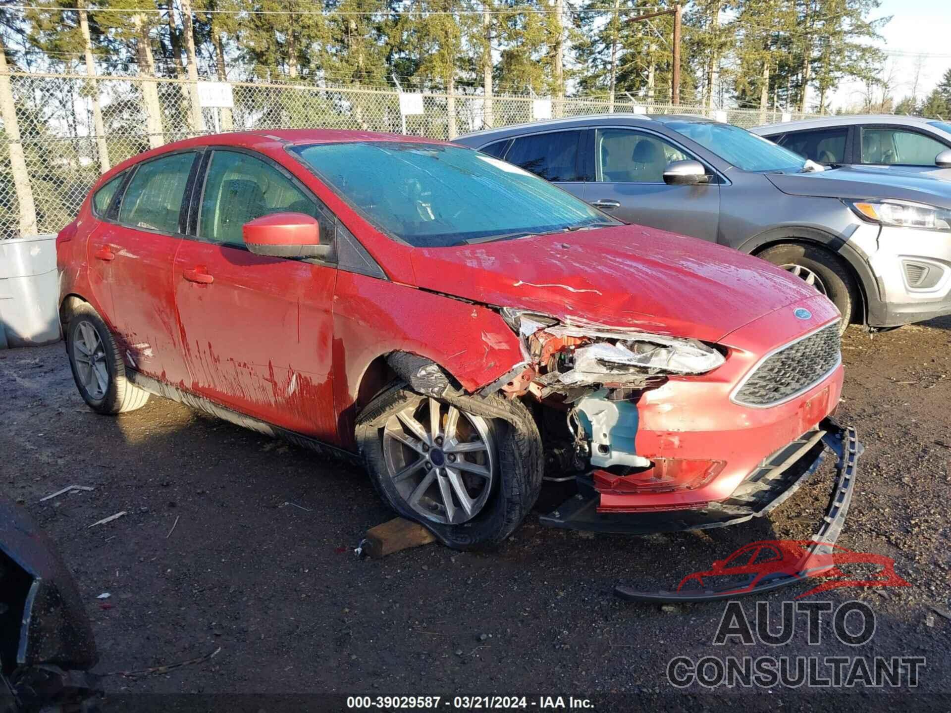 FORD FOCUS 2018 - 1FADP3K26JL287623