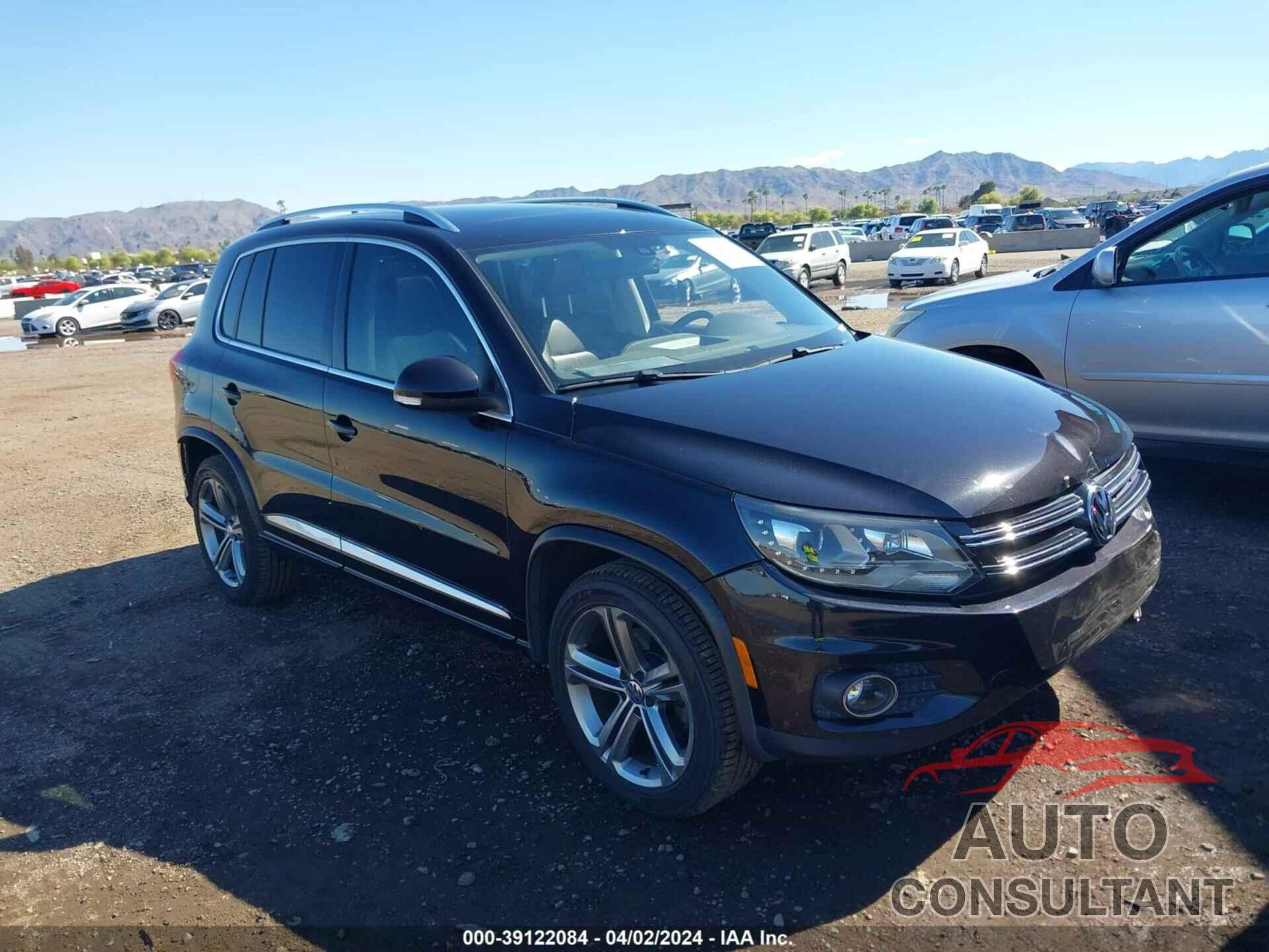 VOLKSWAGEN TIGUAN 2017 - WVGTV7AX5HK015558