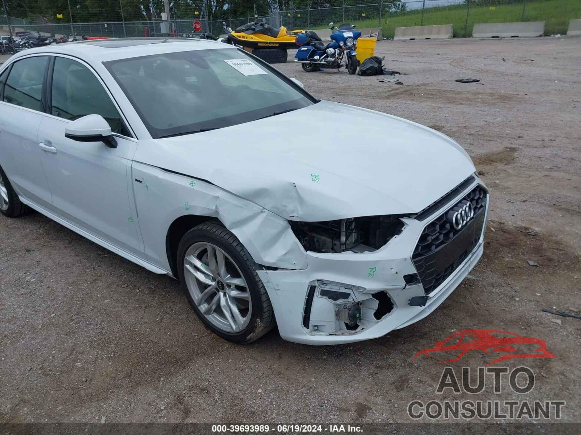 AUDI A4 2021 - WAUEAAF42MA069658