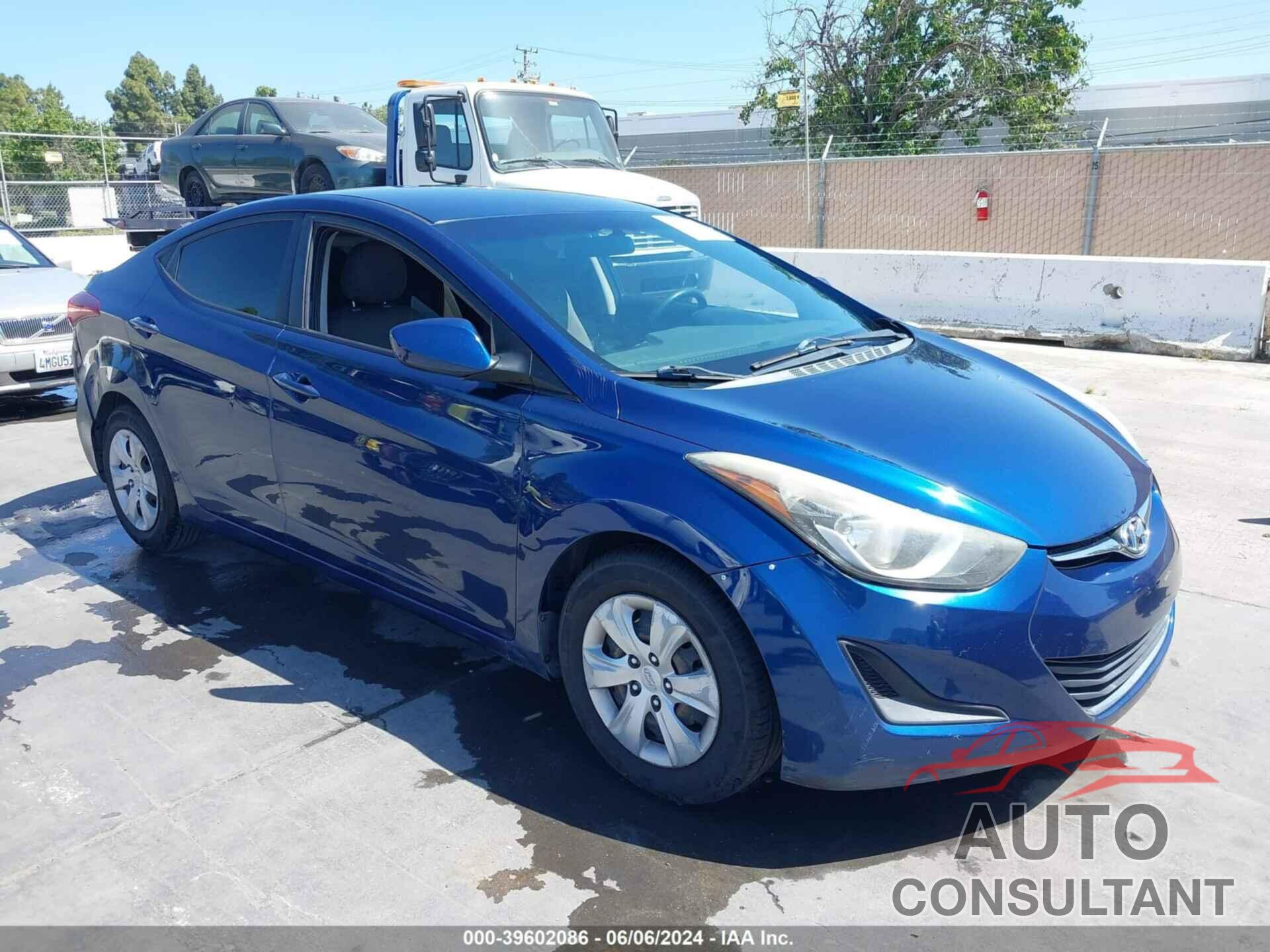 HYUNDAI ELANTRA 2016 - 5NPDH4AE2GH777434