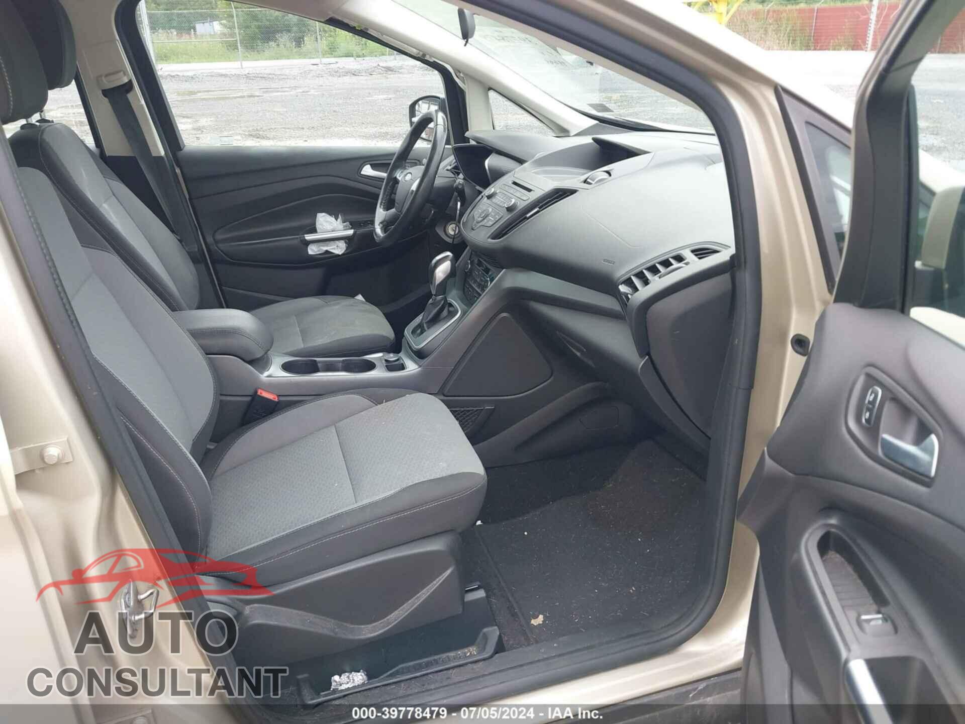 FORD C-MAX ENERGI 2017 - 1FADP5EU3HL107565