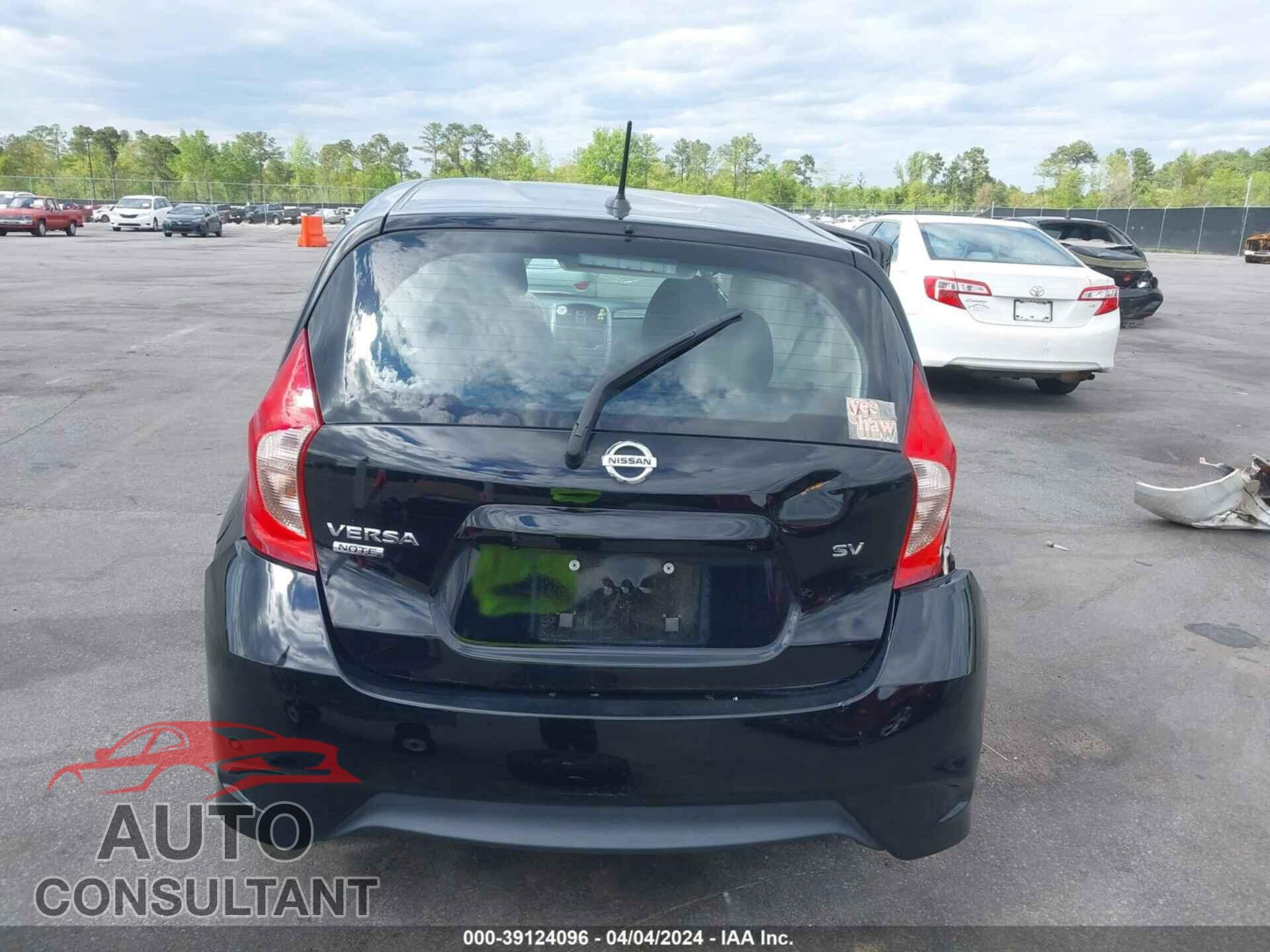 NISSAN VERSA NOTE 2017 - 3N1CE2CP1HL376033