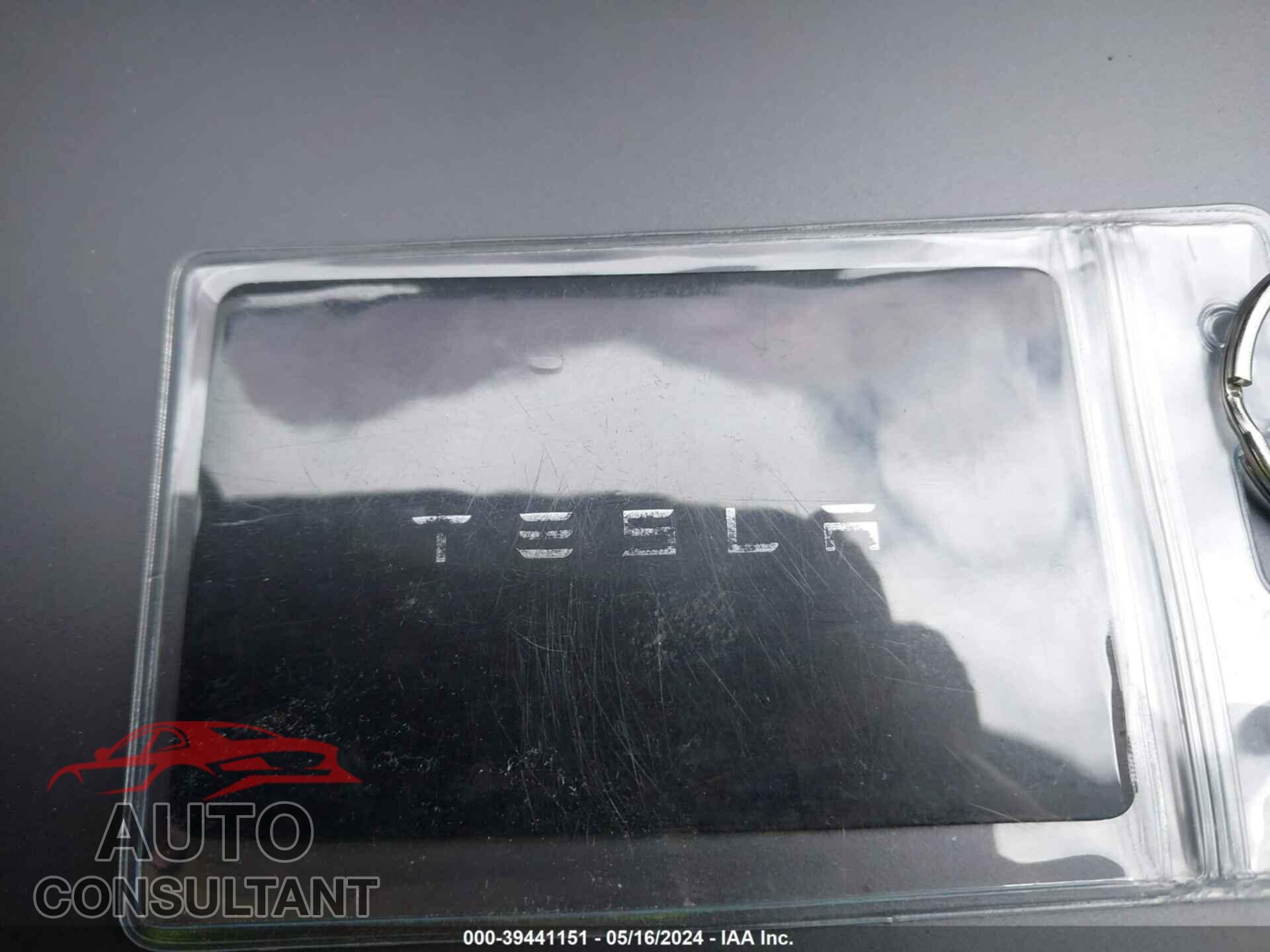 TESLA MODEL 3 2021 - 5YJ3E1EB8MF085465