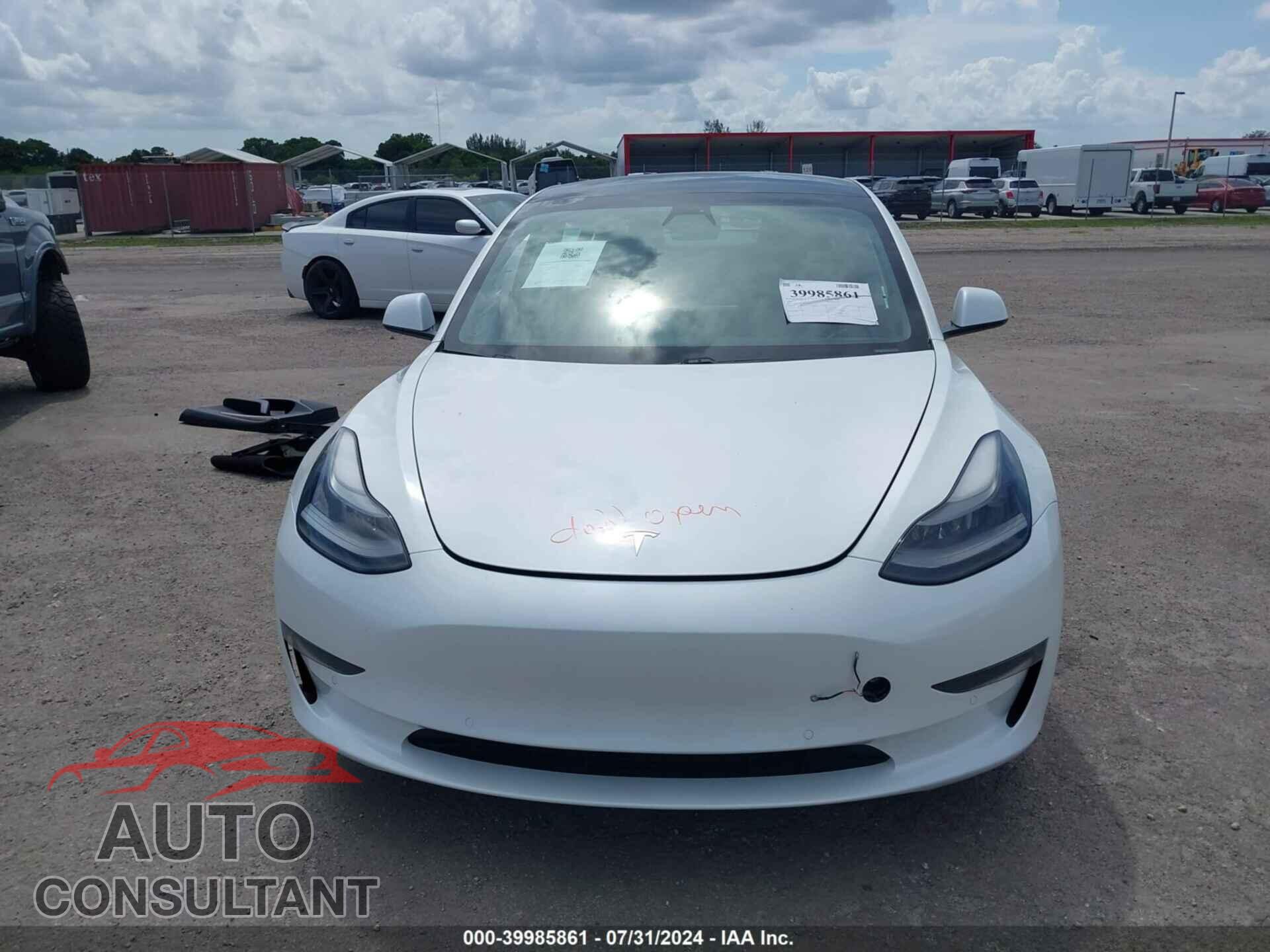 TESLA MODEL 3 2021 - 5YJ3E1EA4MF046458