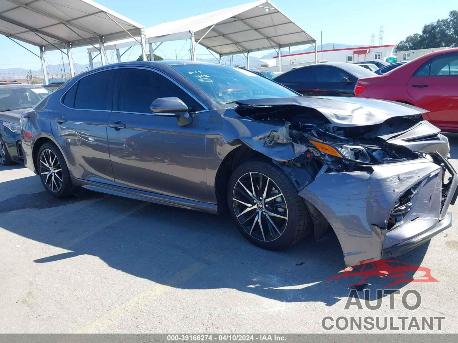 TOYOTA CAMRY 2023 - 4T1G11AK8PU098520