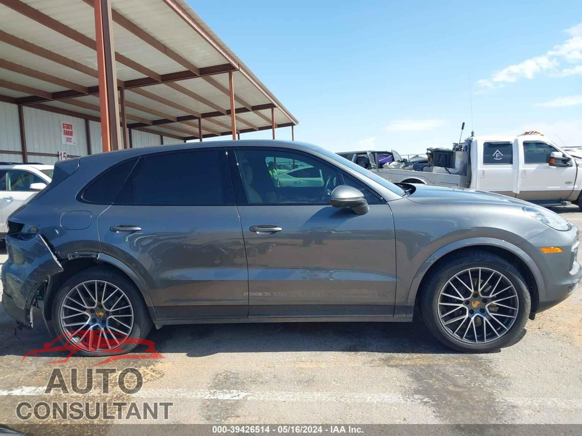 PORSCHE CAYENNE 2020 - WP1AA2AY6LDA02302